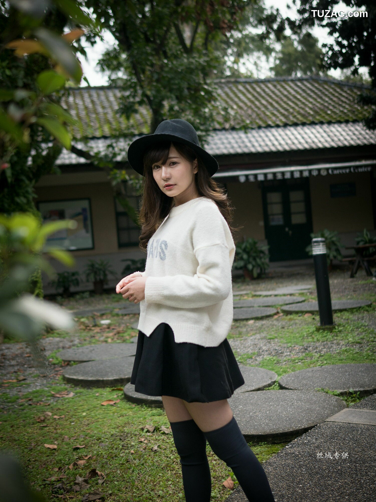 台湾正妹_ 艾比《台灣大學》 写真集[158P]