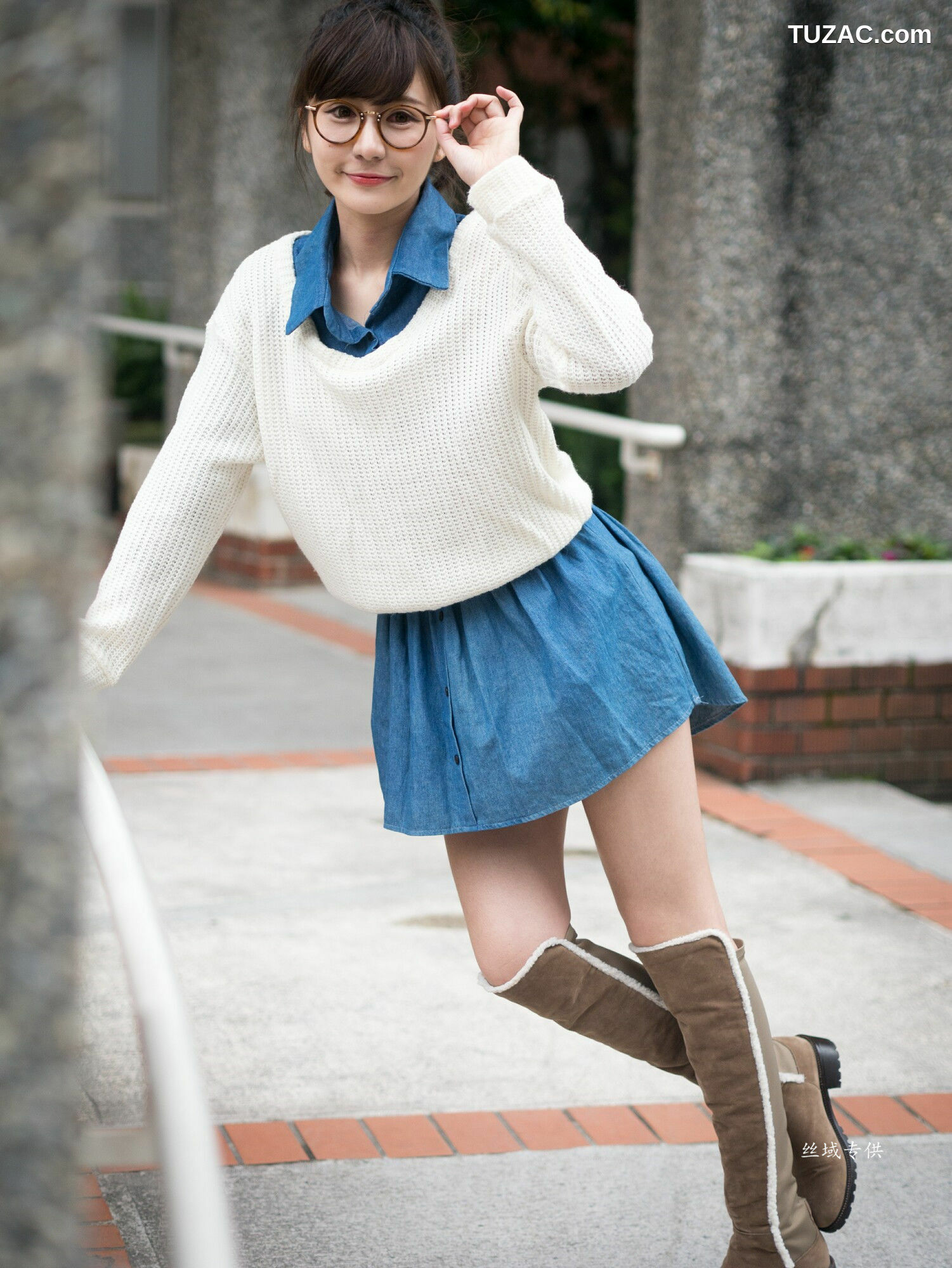 台湾正妹_ 艾比《台灣大學》 写真集[158P]