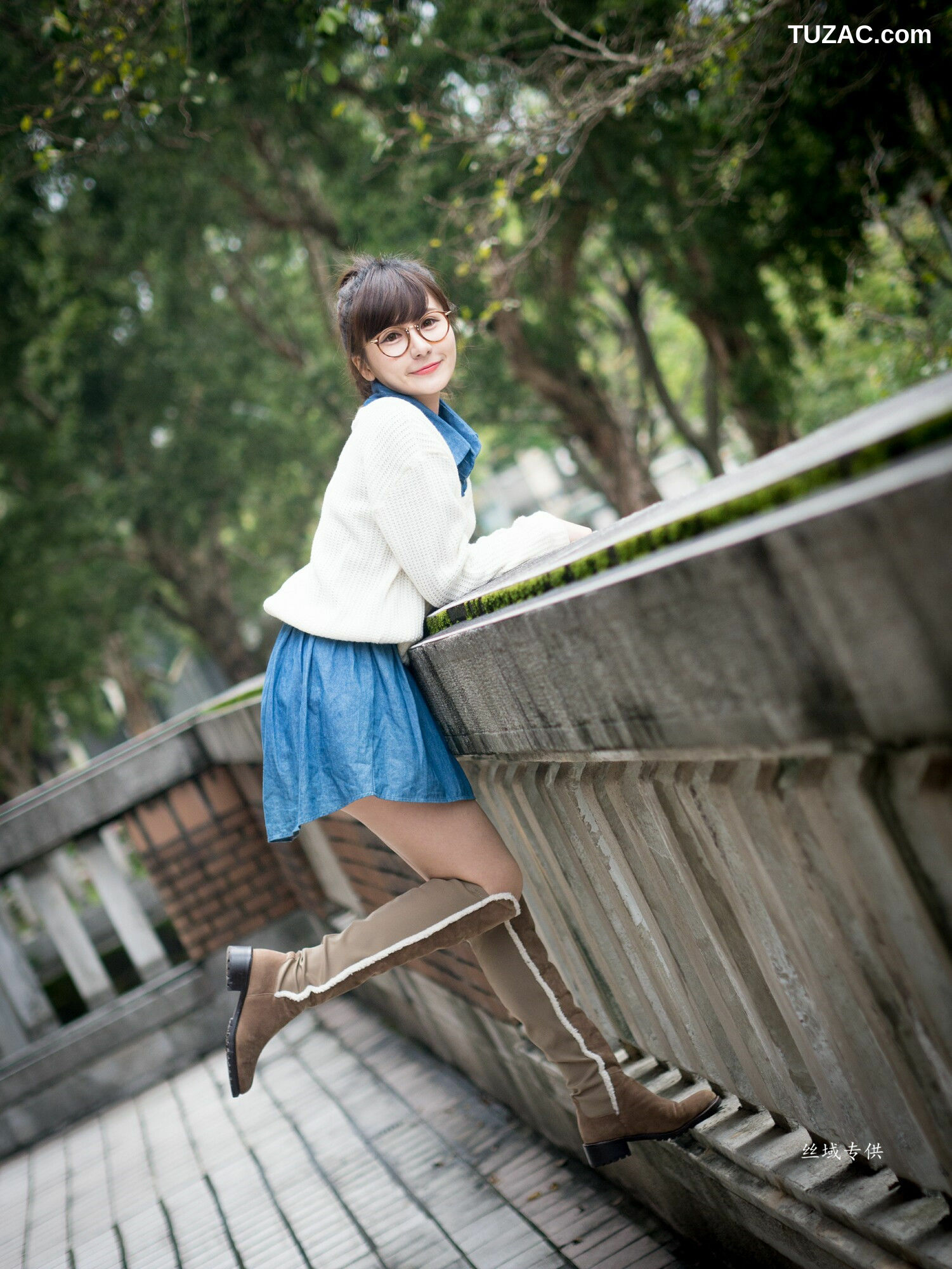 台湾正妹_ 艾比《台灣大學》 写真集[158P]