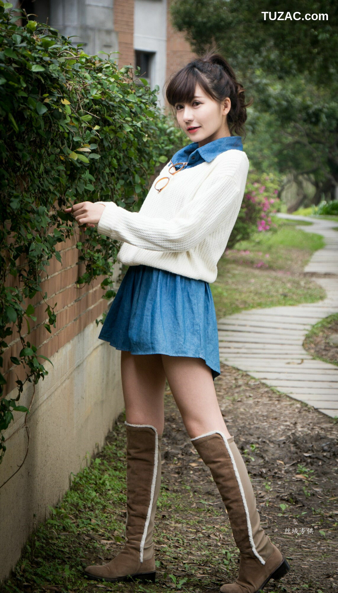 台湾正妹_ 艾比《台灣大學》 写真集[158P]