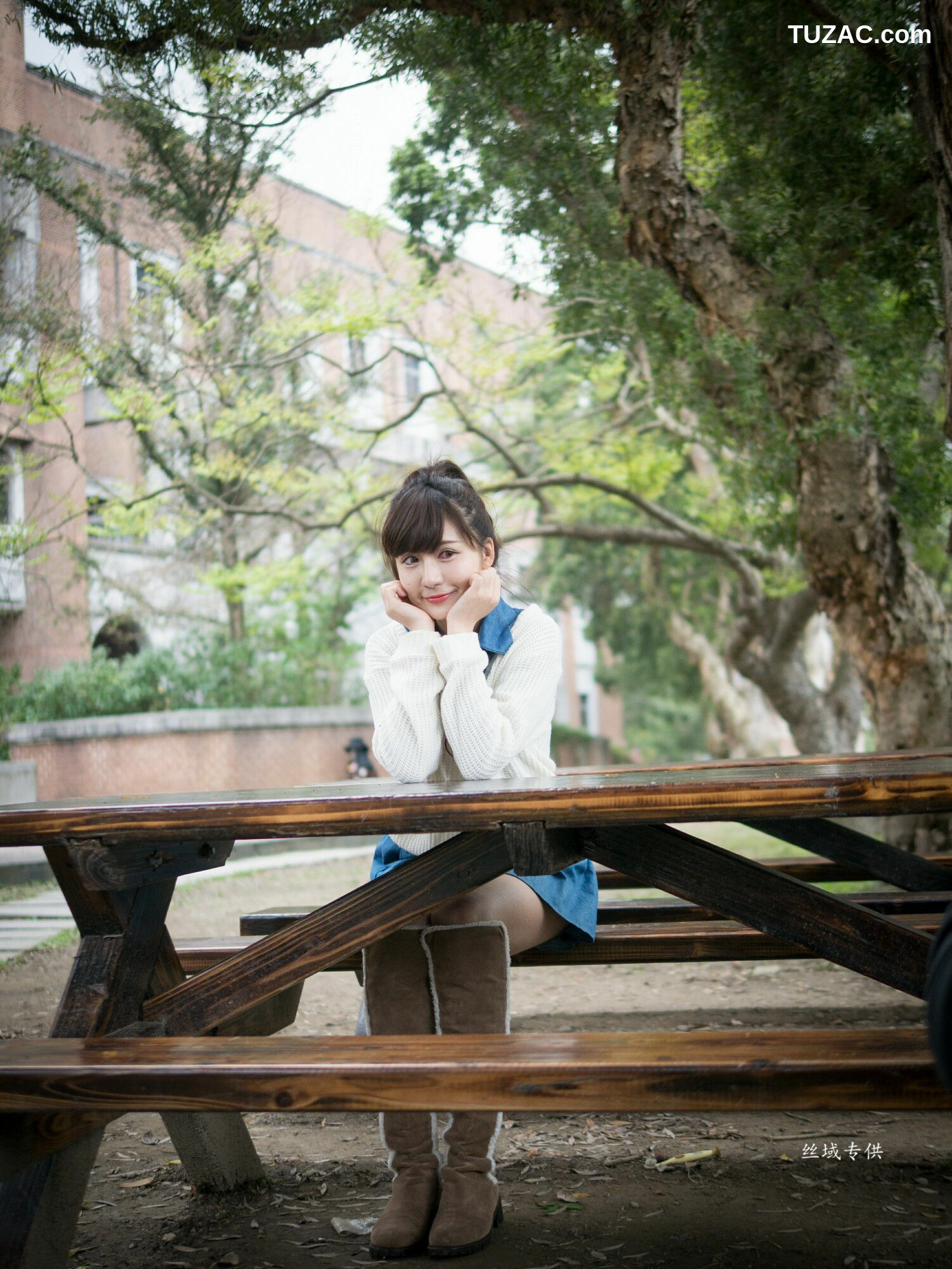 台湾正妹_ 艾比《台灣大學》 写真集[158P]