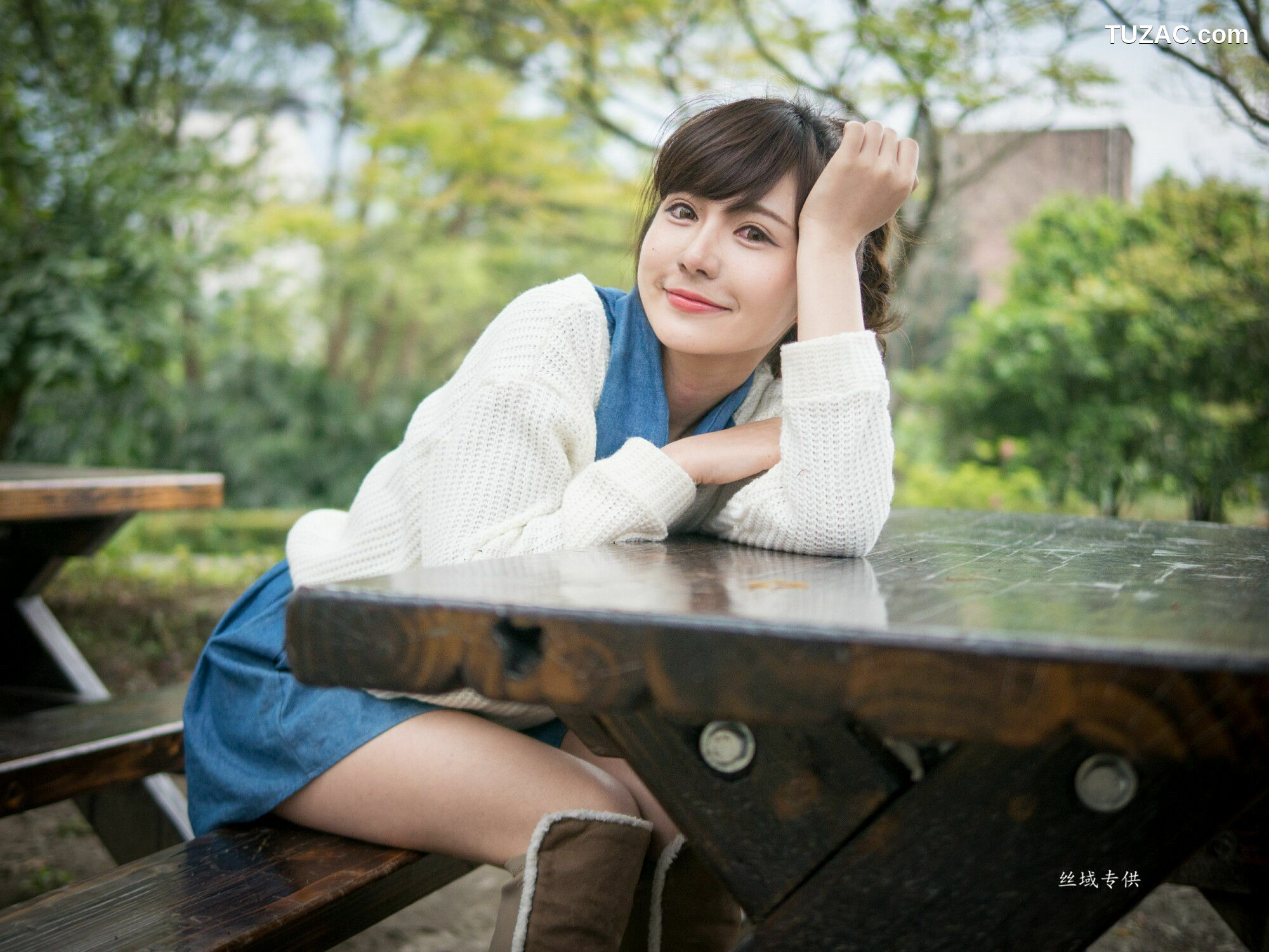 台湾正妹_ 艾比《台灣大學》 写真集[158P]