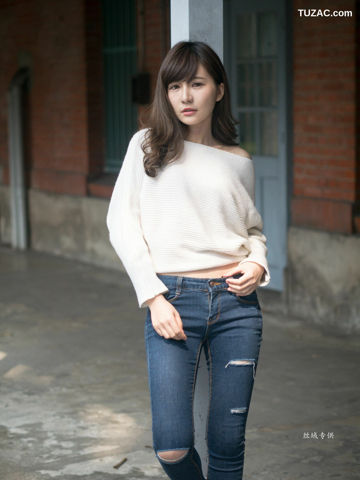 台湾正妹_ 艾比《台灣大學》 写真集[158P]