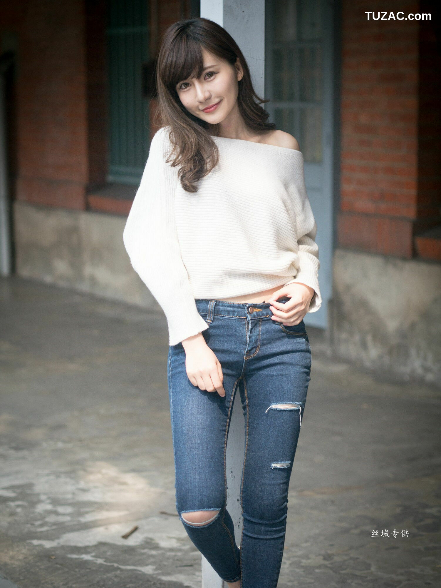 台湾正妹_ 艾比《台灣大學》 写真集[158P]