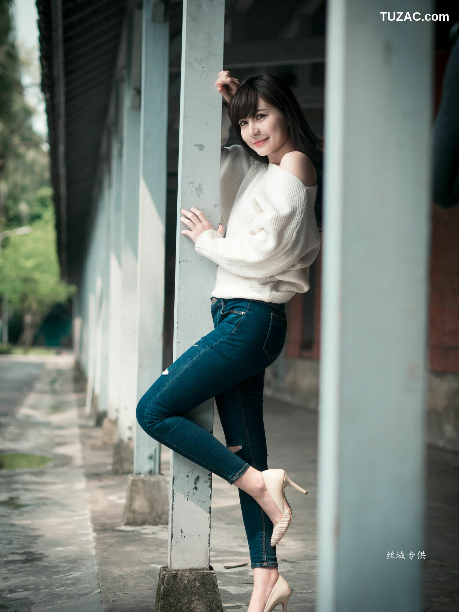 台湾正妹_ 艾比《台灣大學》 写真集[158P]