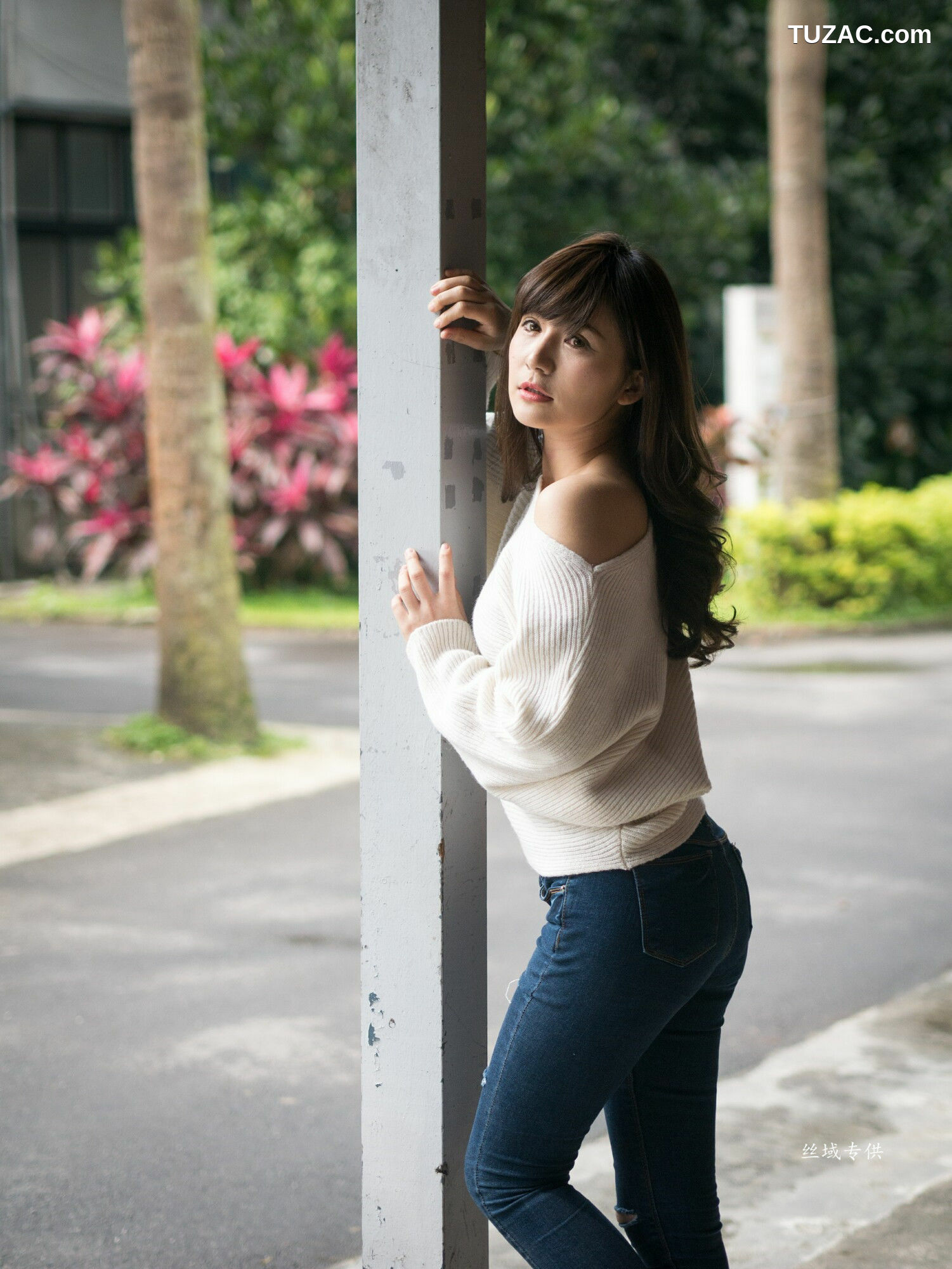 台湾正妹_ 艾比《台灣大學》 写真集[158P]