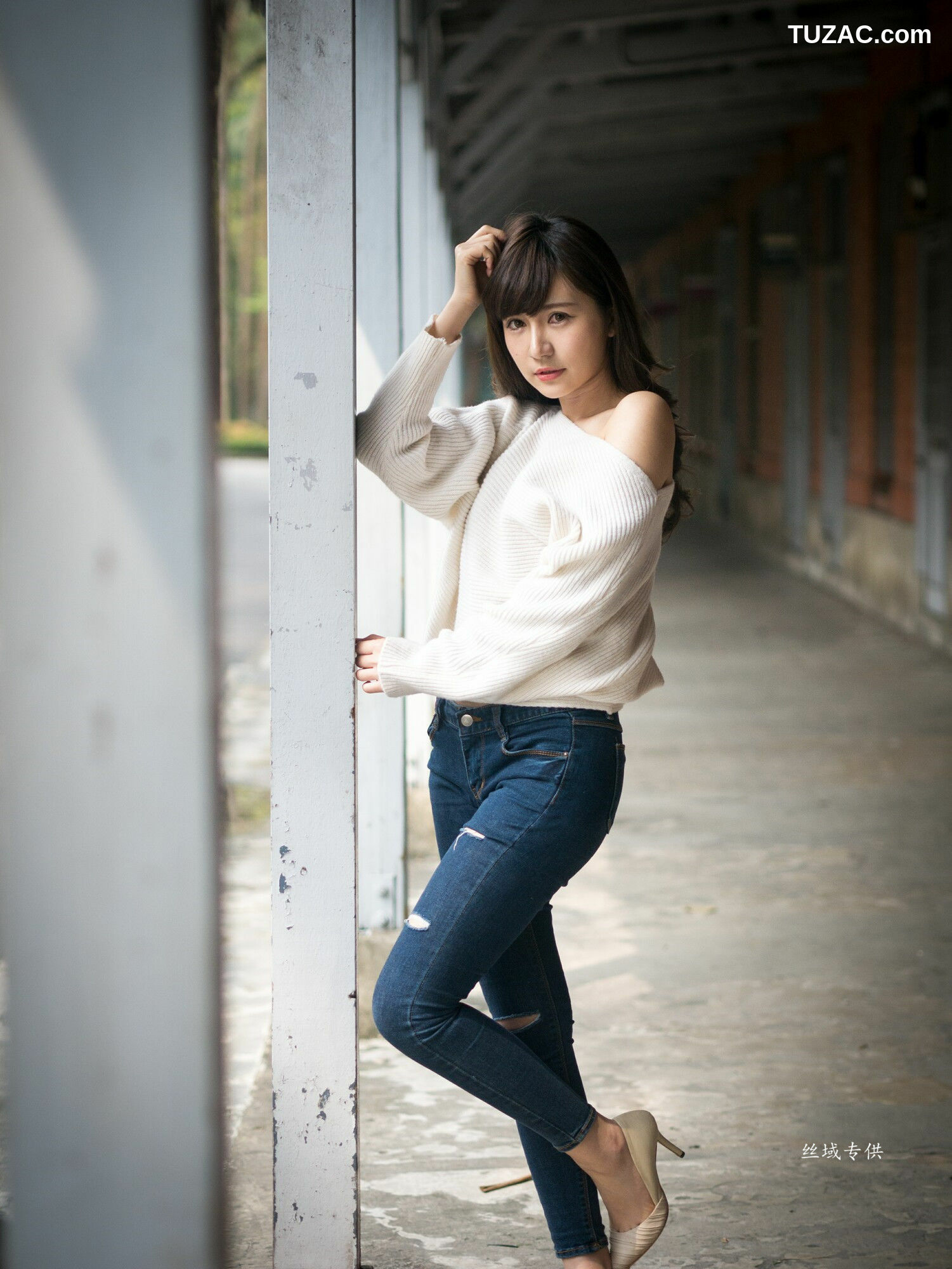 台湾正妹_ 艾比《台灣大學》 写真集[158P]