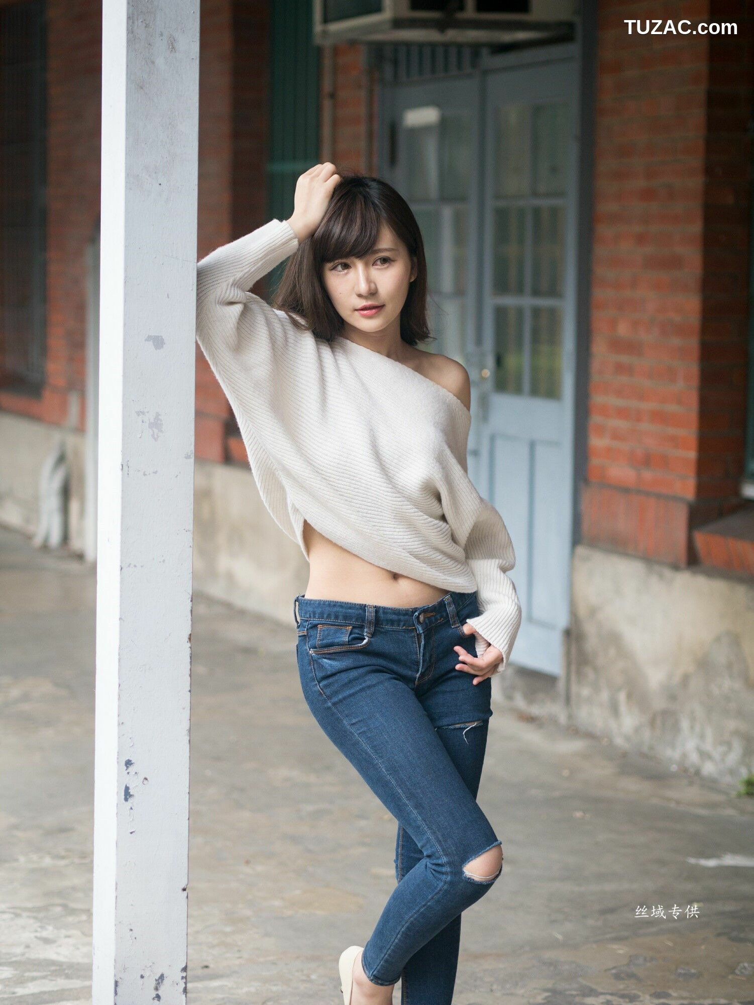 台湾正妹_ 艾比《台灣大學》 写真集[158P]