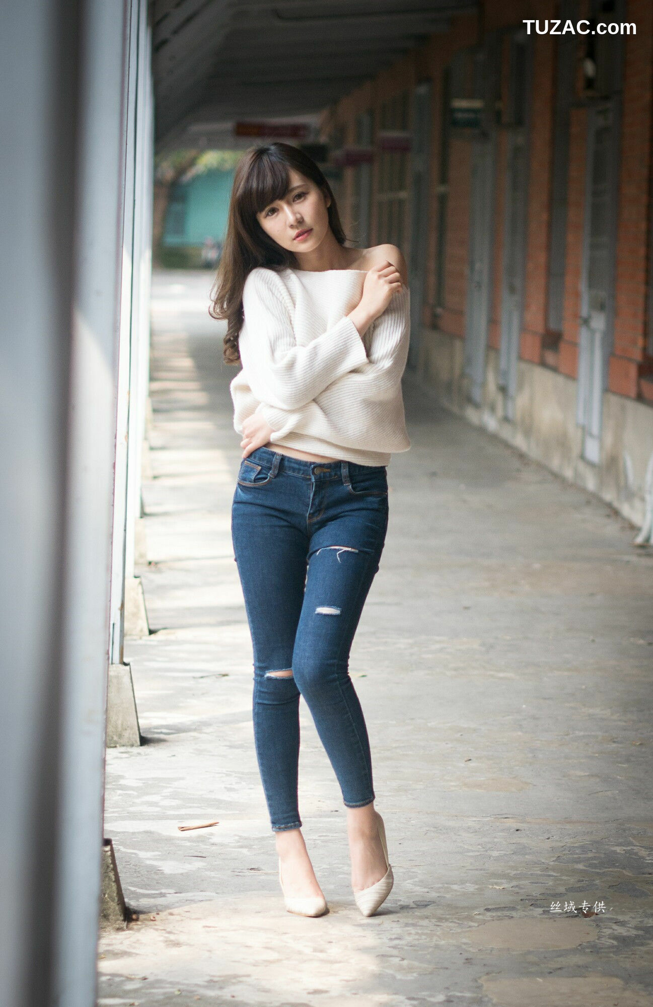 台湾正妹_ 艾比《台灣大學》 写真集[158P]