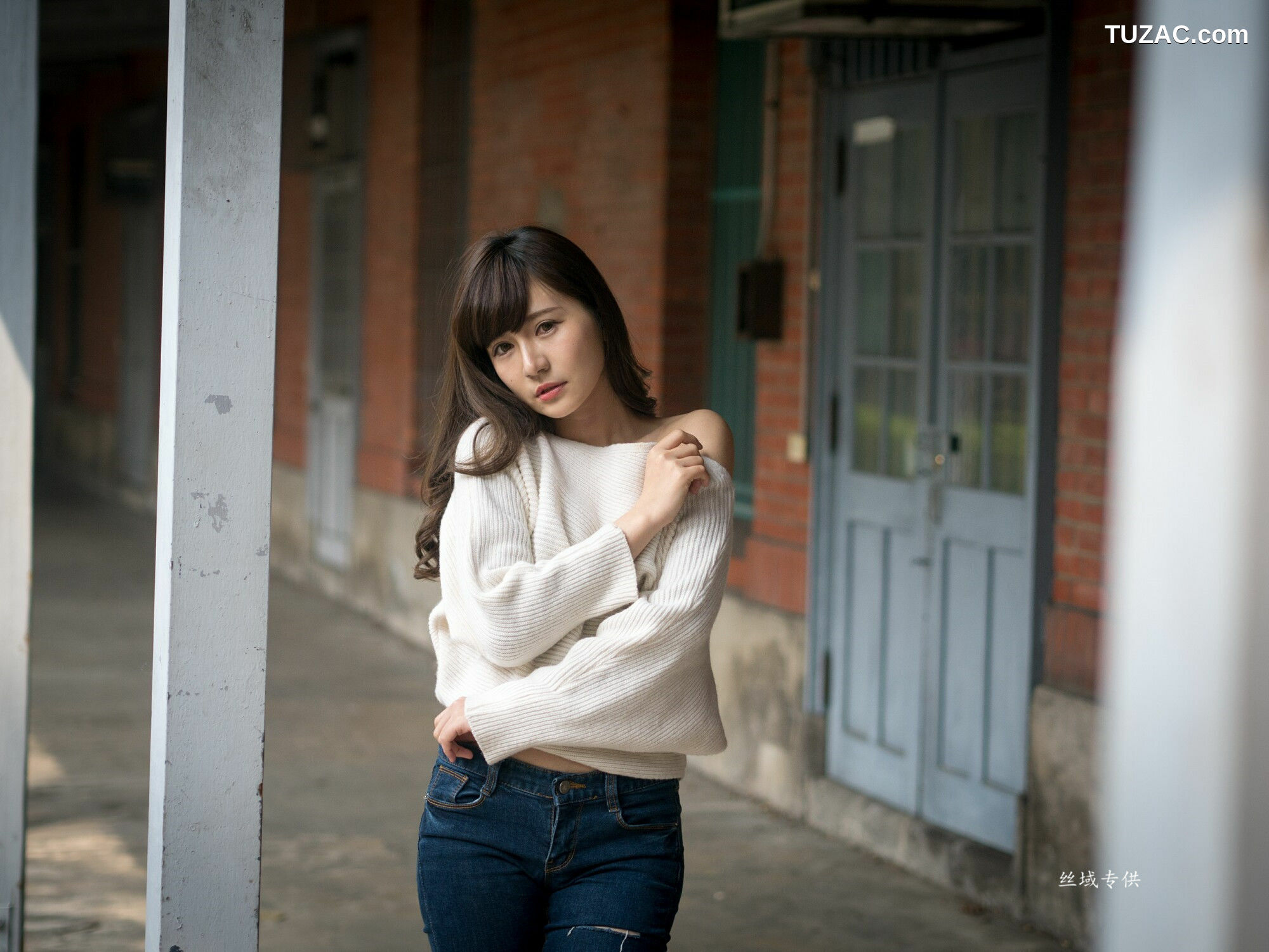 台湾正妹_ 艾比《台灣大學》 写真集[158P]