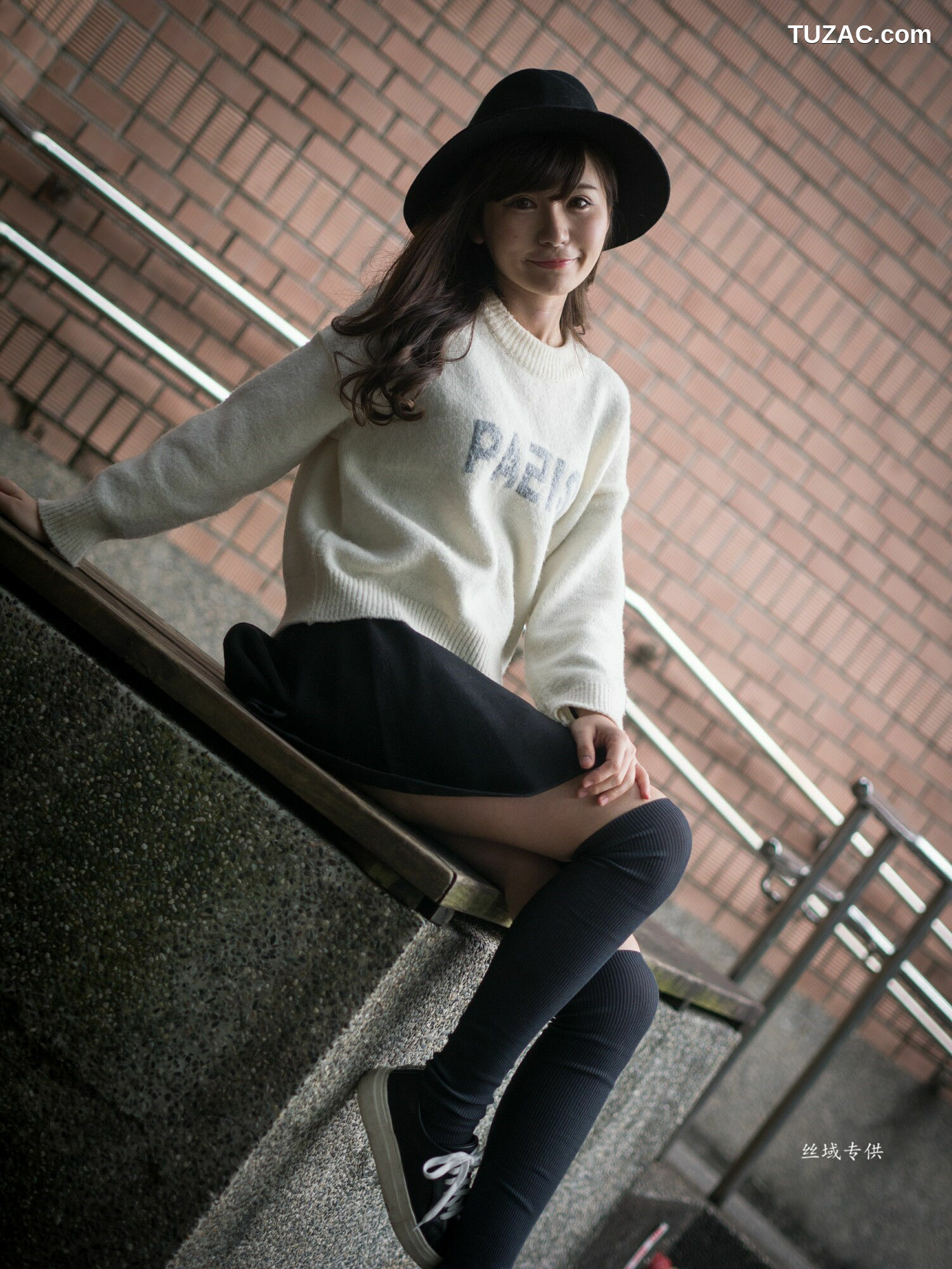 台湾正妹_ 艾比《台灣大學》 写真集[158P]