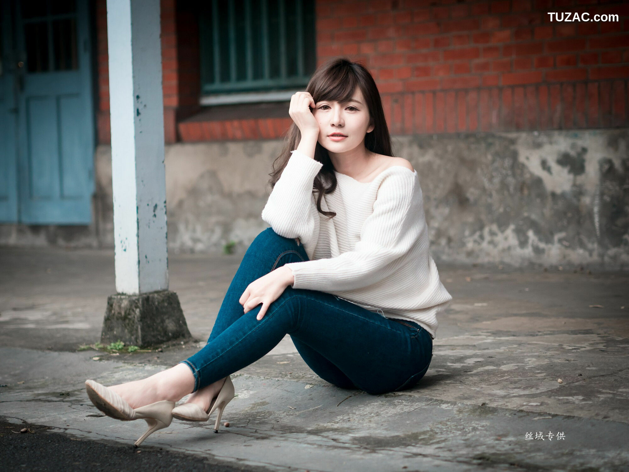 台湾正妹_ 艾比《台灣大學》 写真集[158P]