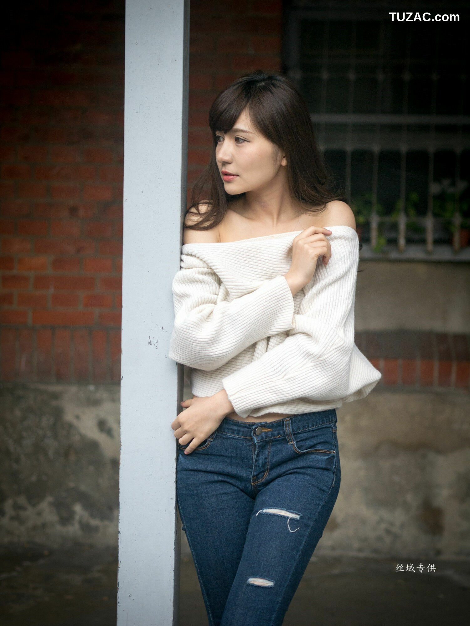 台湾正妹_ 艾比《台灣大學》 写真集[158P]