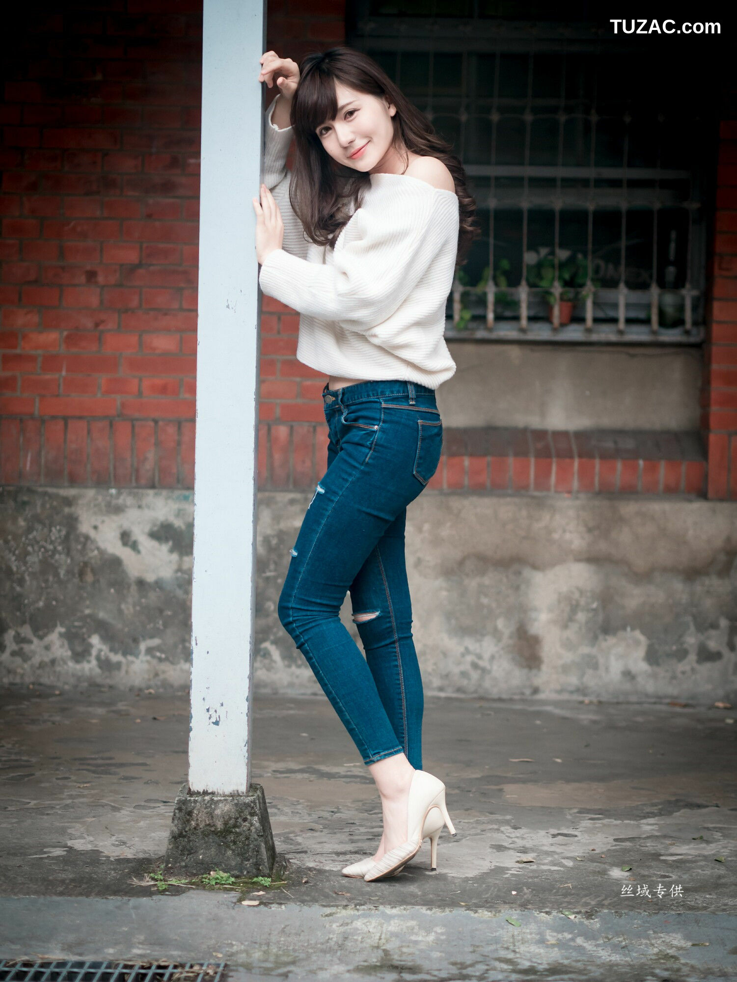 台湾正妹_ 艾比《台灣大學》 写真集[158P]