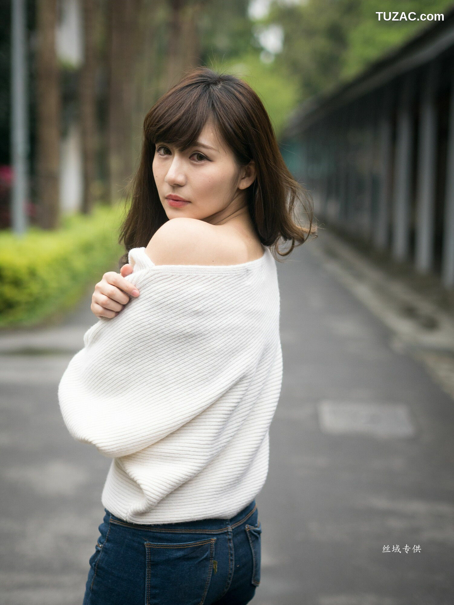 台湾正妹_ 艾比《台灣大學》 写真集[158P]