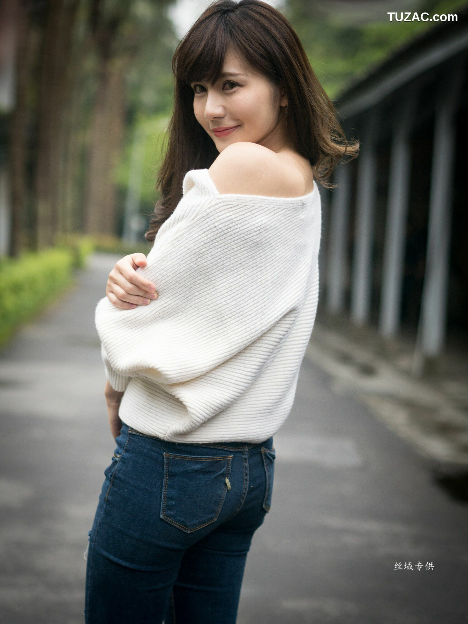 台湾正妹_ 艾比《台灣大學》 写真集[158P]