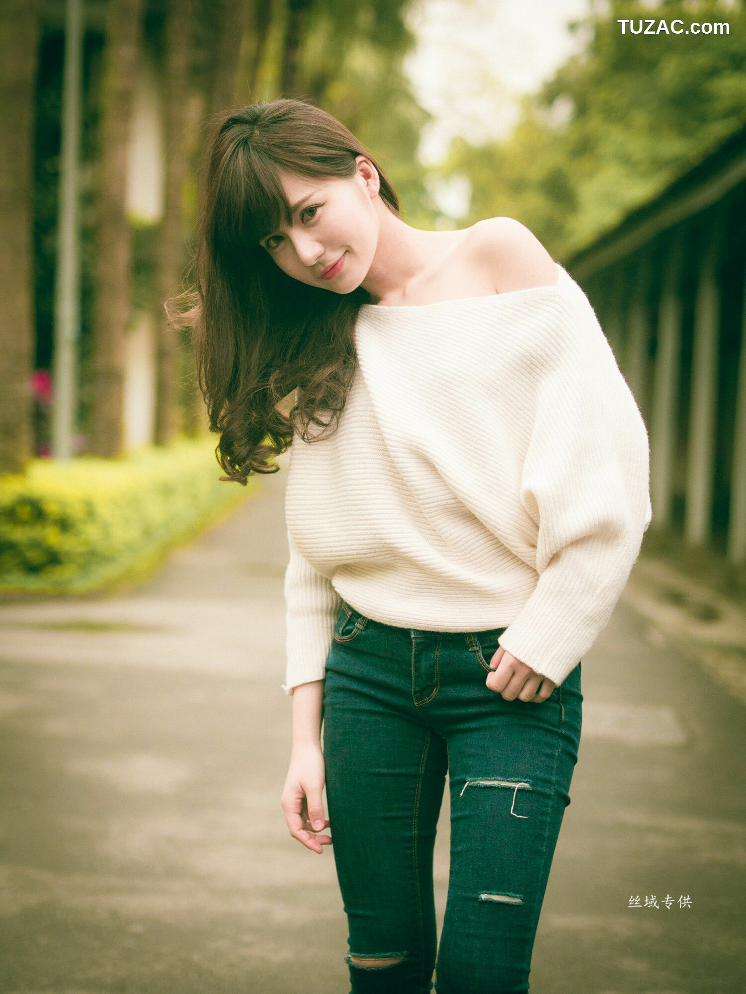 台湾正妹_ 艾比《台灣大學》 写真集[158P]