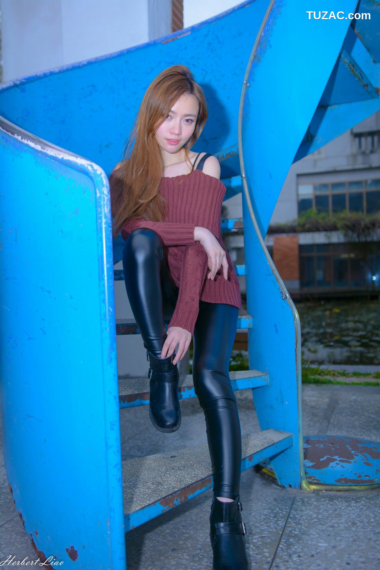 台湾正妹_ 苏小立《台北東區街拍》 写真集[56P]