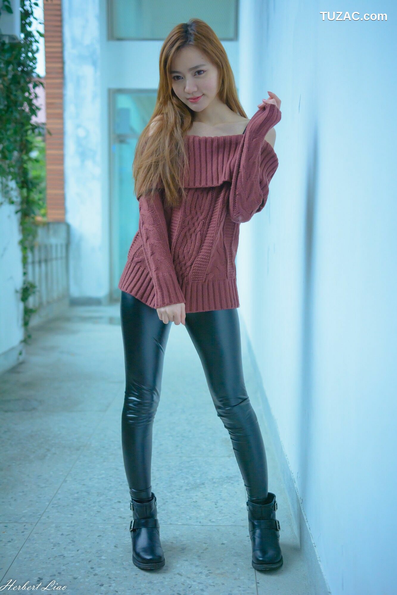 台湾正妹_ 苏小立《台北東區街拍》 写真集[56P]