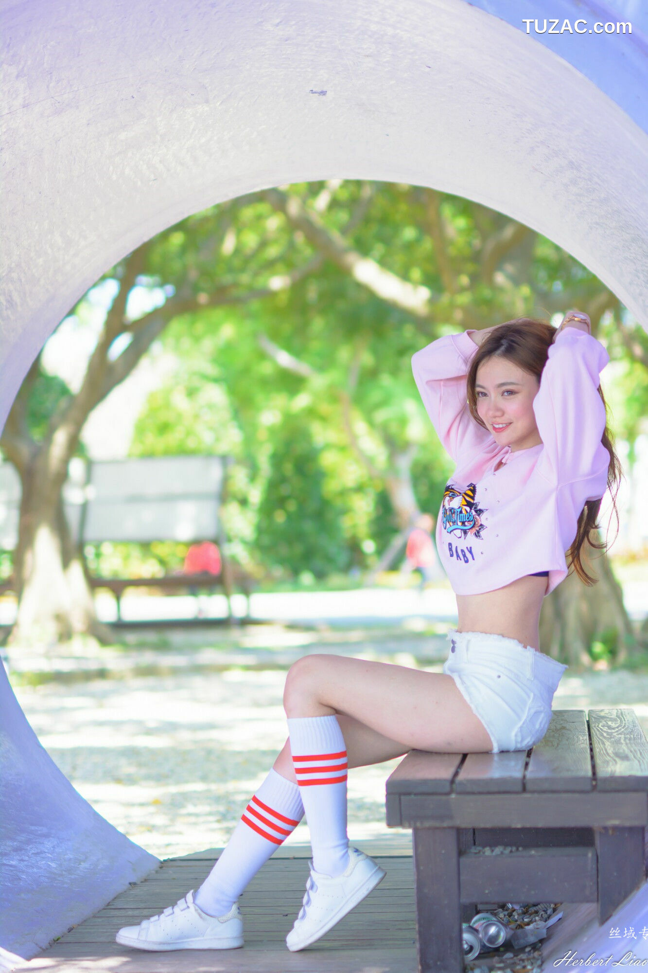 台湾正妹_ 苏小立《花博新生公園 热裤运动装》 写真集[56P]