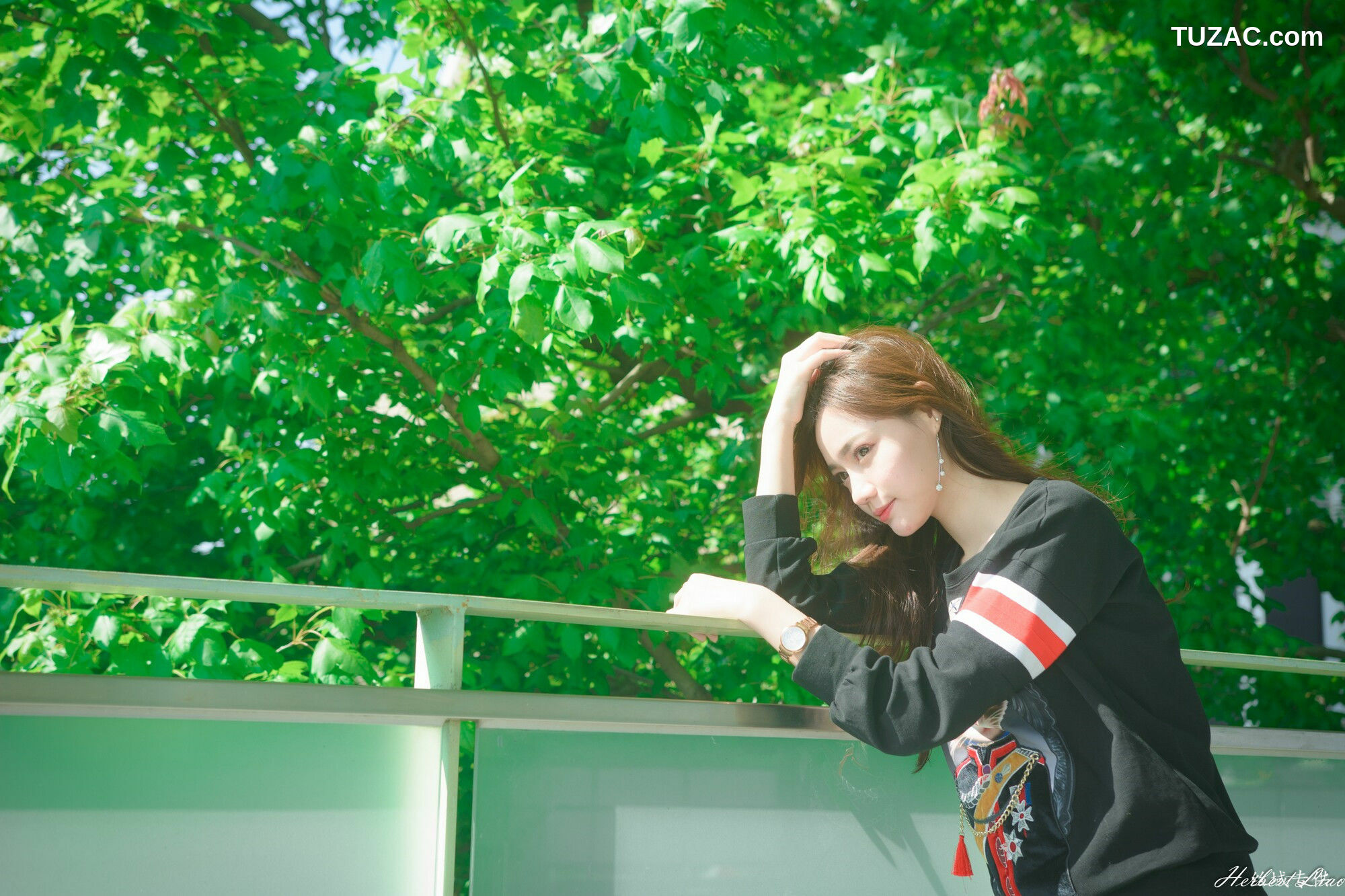 台湾正妹_ 苏小立《花博新生公園》校花系列 写真集[86P]