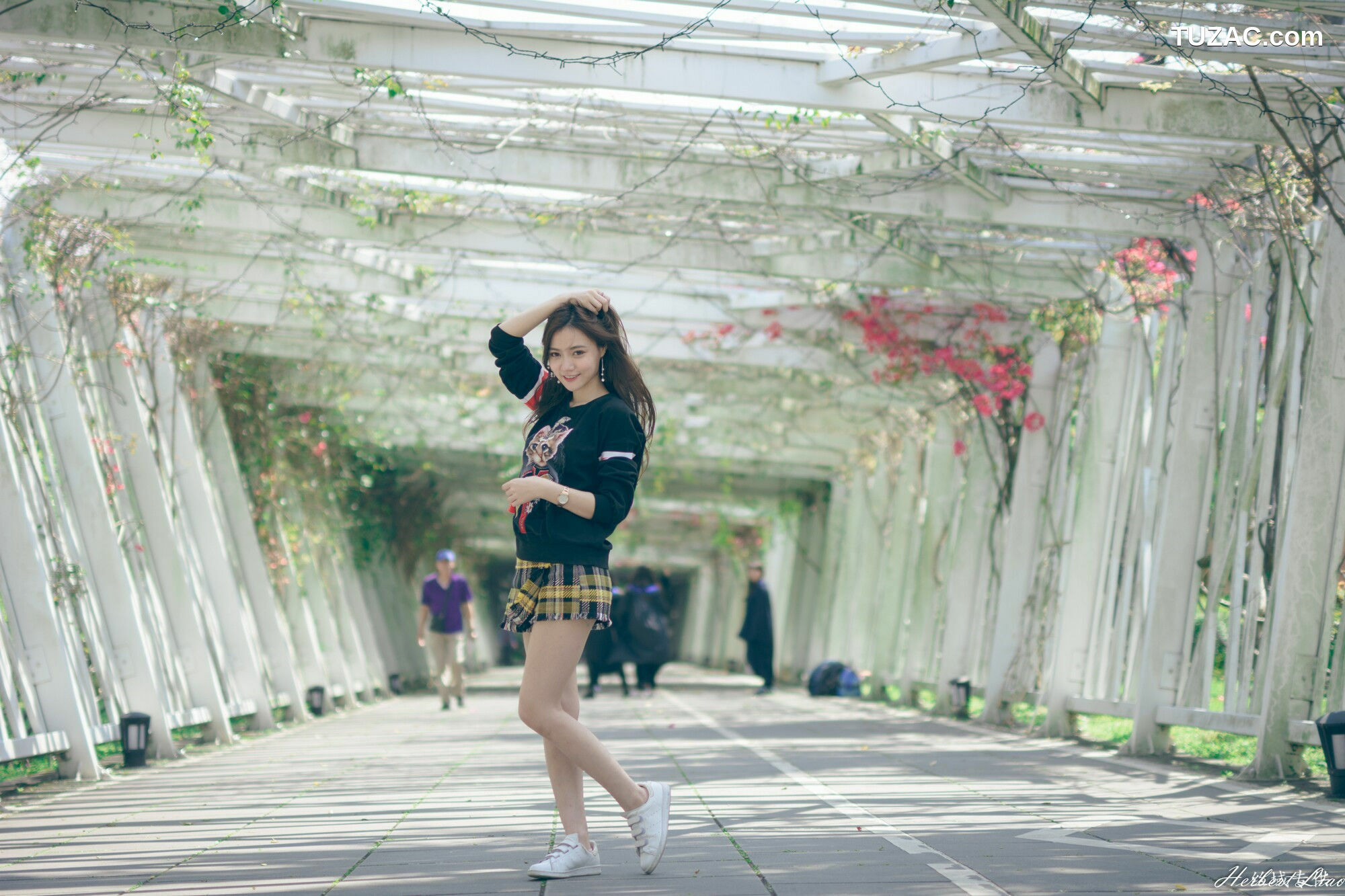 台湾正妹_ 苏小立《花博新生公園》校花系列 写真集[86P]