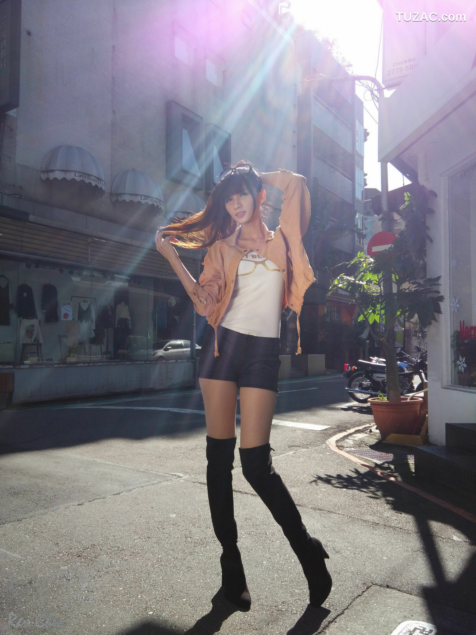 台湾正妹_ 蔡译心 - 外拍6套服装合集 写真集[91P]