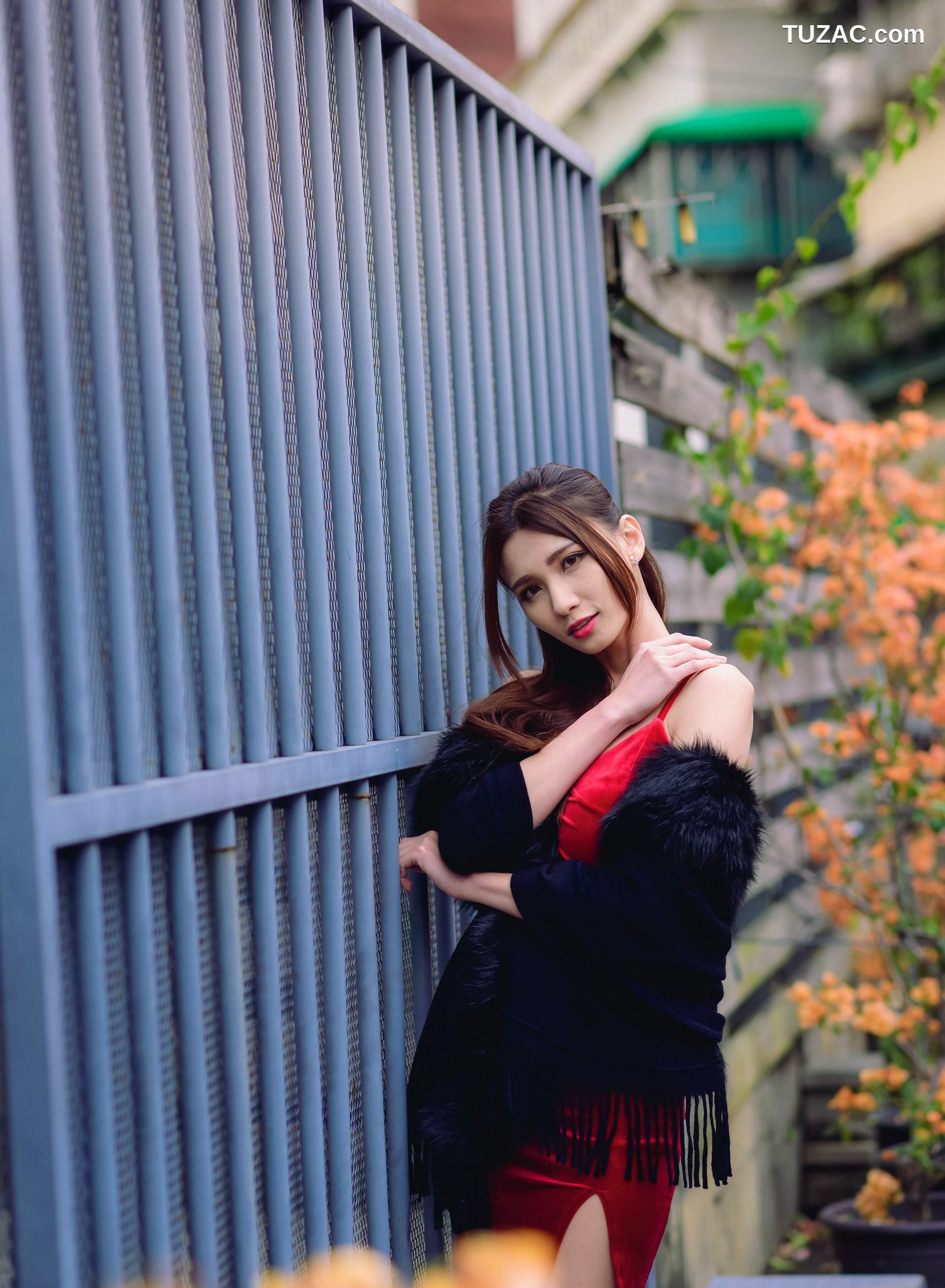 台湾正妹_ 蔡译心Candice - (三套服装） 写真集[90P]