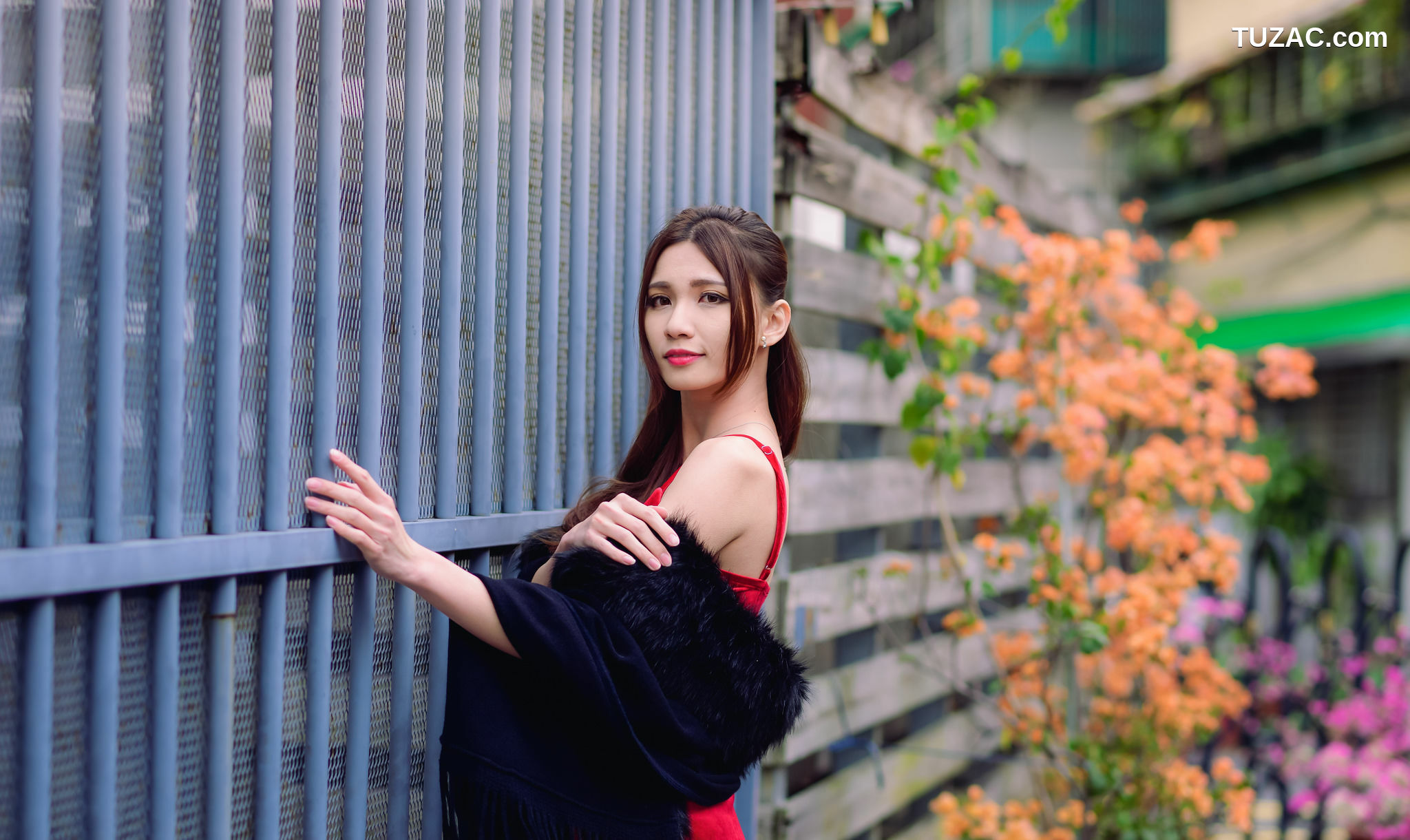 台湾正妹_ 蔡译心Candice - (三套服装） 写真集[90P]