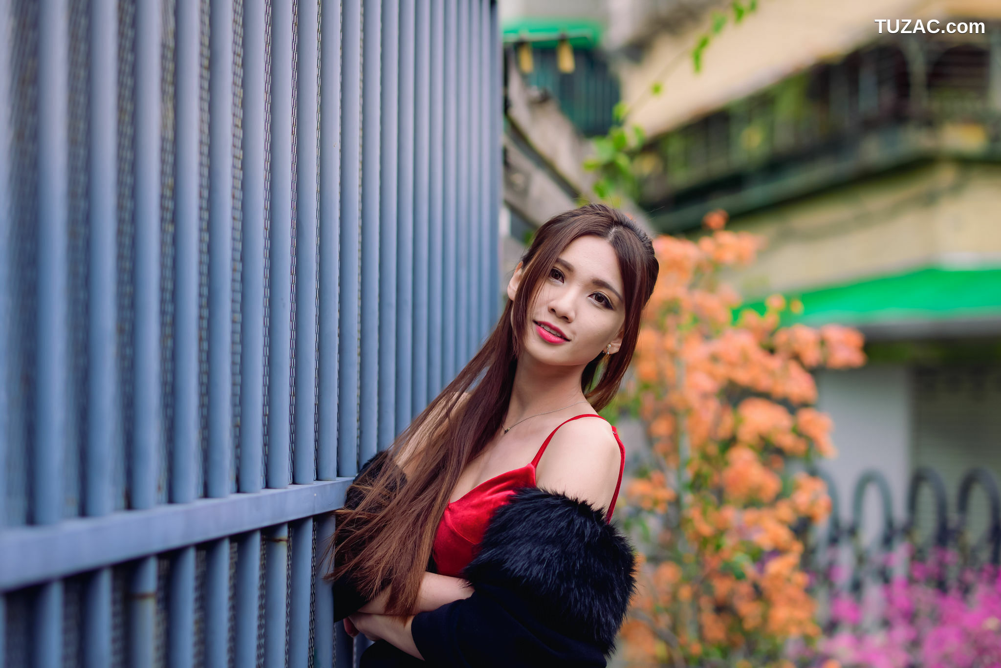 台湾正妹_ 蔡译心Candice - (三套服装） 写真集[90P]