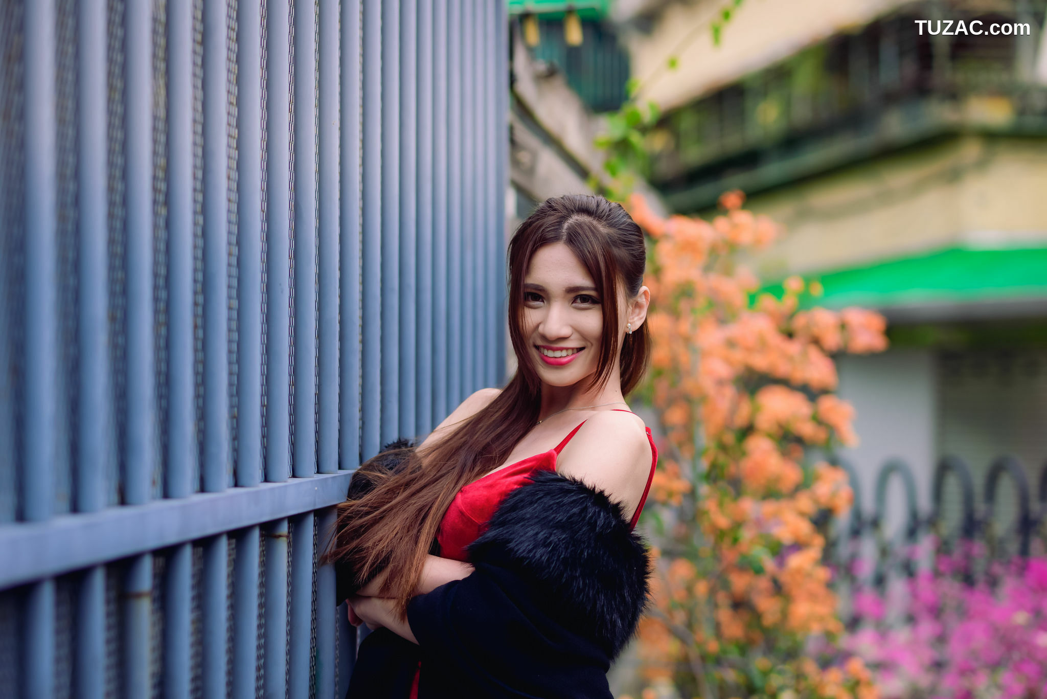 台湾正妹_ 蔡译心Candice - (三套服装） 写真集[90P]