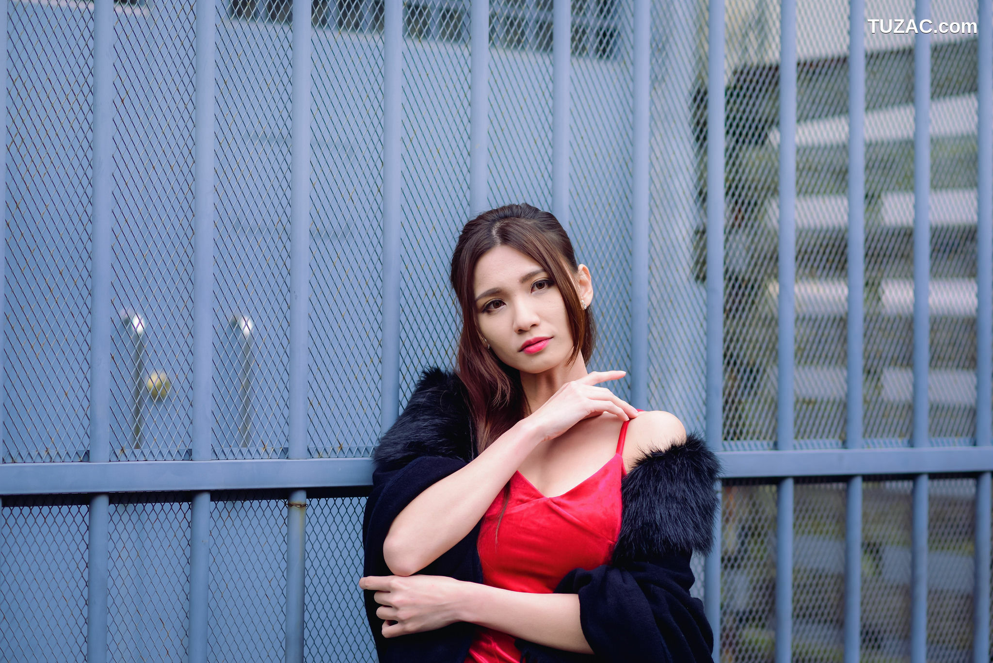 台湾正妹_ 蔡译心Candice - (三套服装） 写真集[90P]