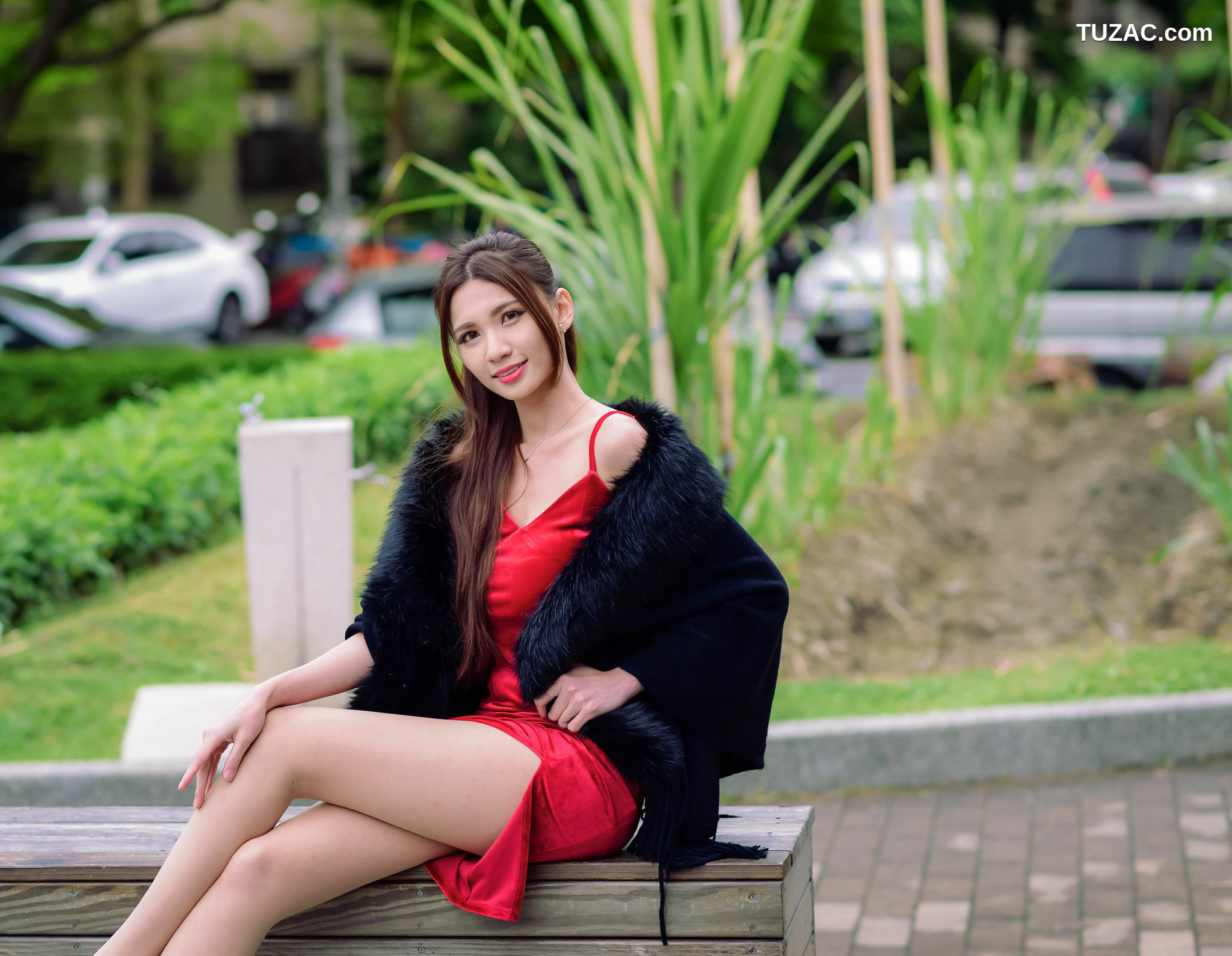 台湾正妹_ 蔡译心Candice - (三套服装） 写真集[90P]