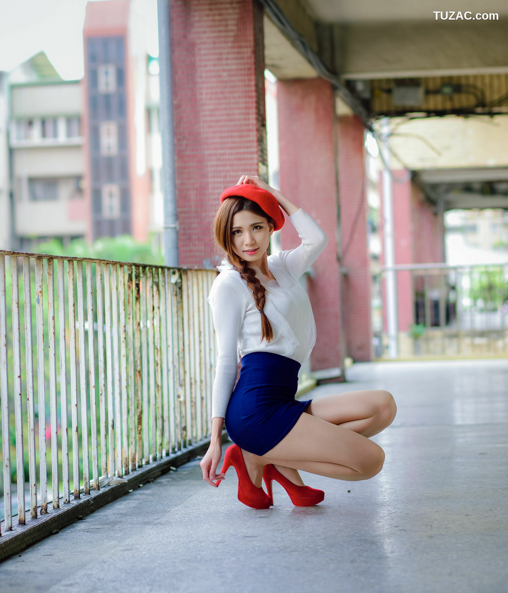 台湾正妹_ 蔡译心Candice - (三套服装） 写真集[90P]