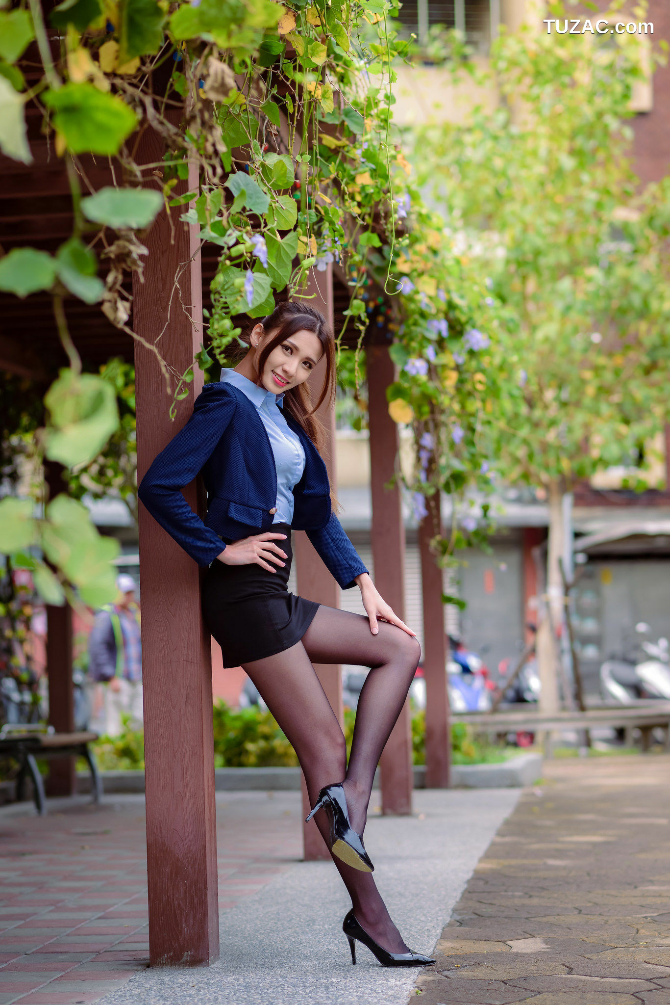 台湾正妹_ 蔡译心Candice - (三套服装） 写真集[90P]