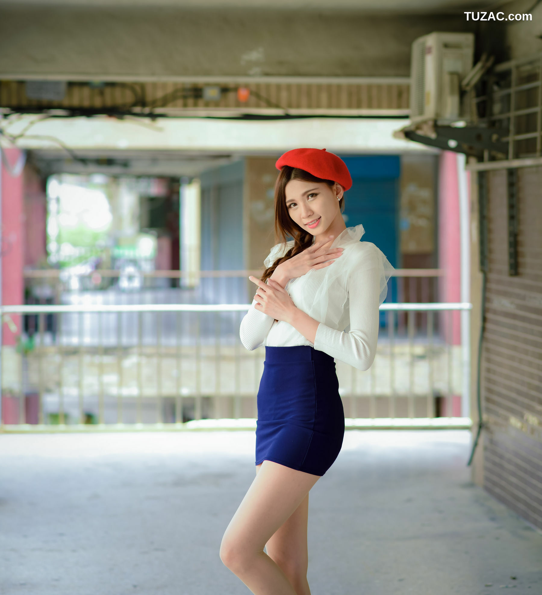 台湾正妹_ 蔡译心Candice - (三套服装） 写真集[90P]