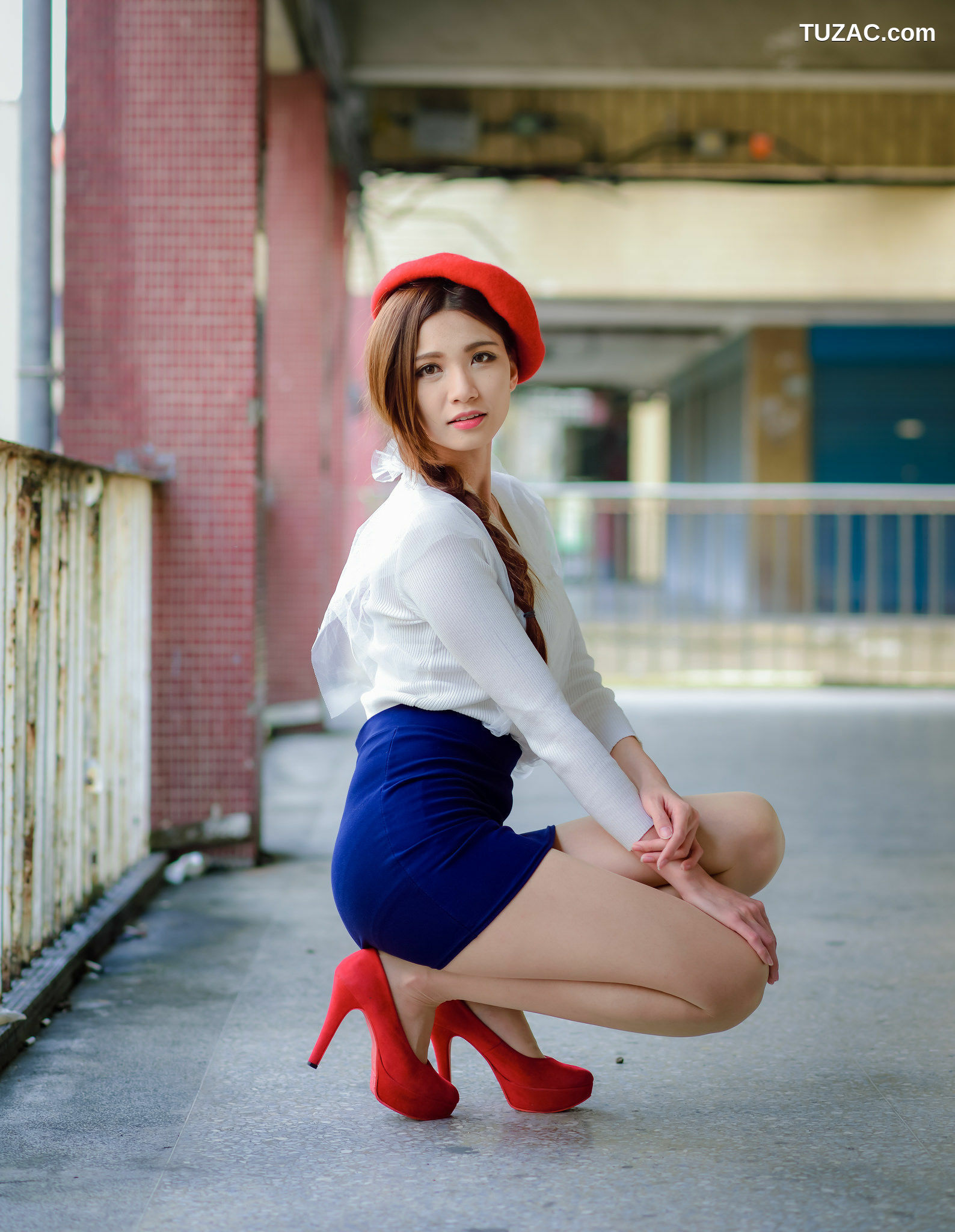 台湾正妹_ 蔡译心Candice - (三套服装） 写真集[90P]