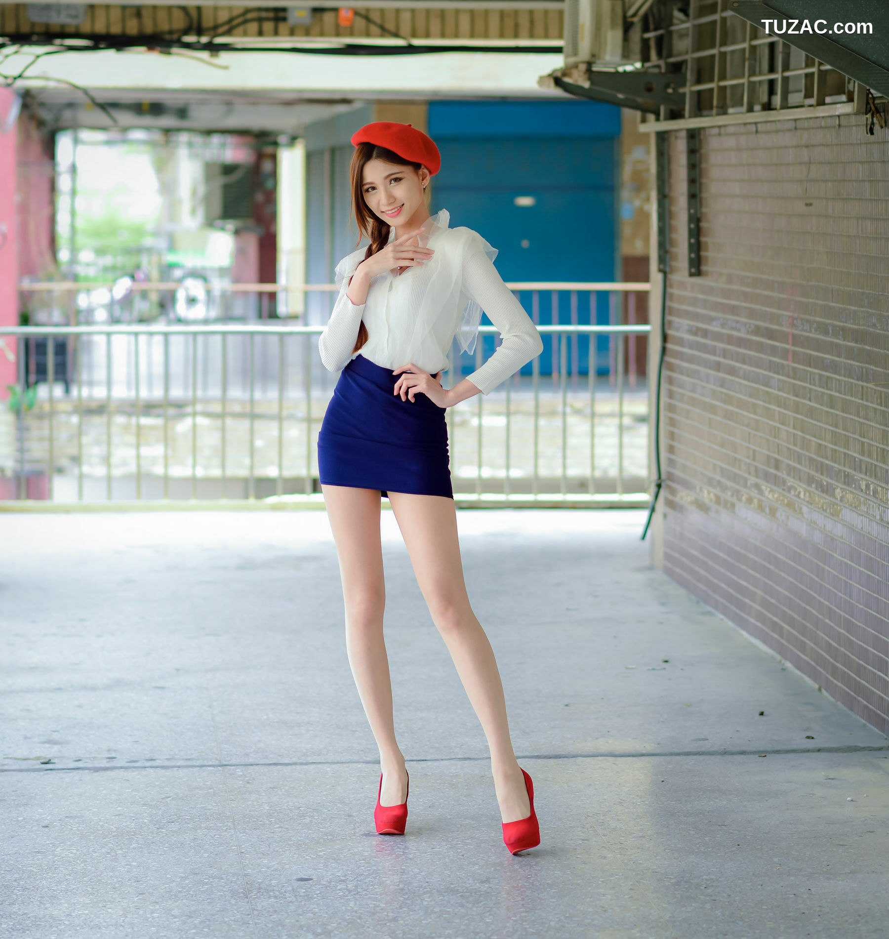 台湾正妹_ 蔡译心Candice - (三套服装） 写真集[90P]