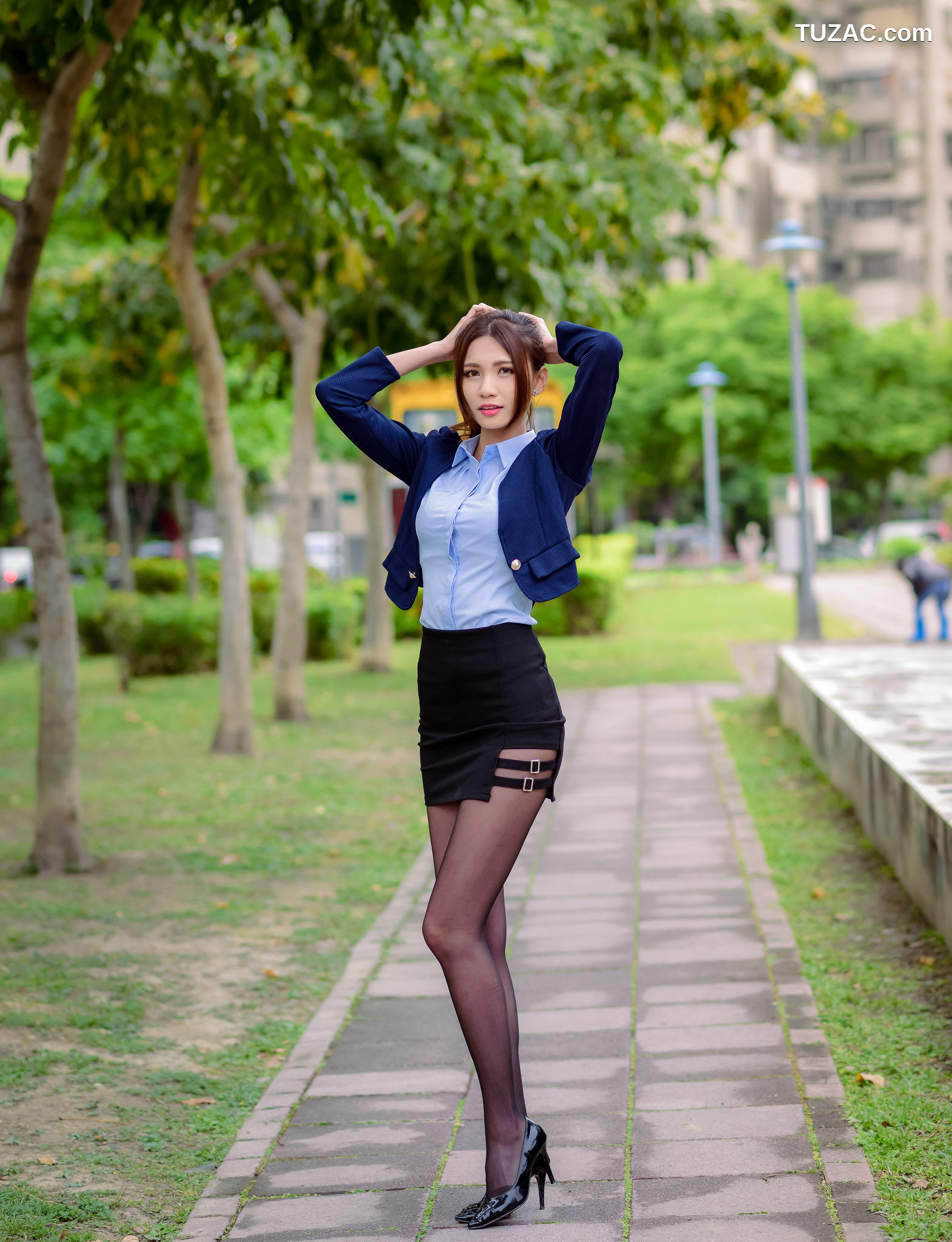 台湾正妹_ 蔡译心Candice - (三套服装） 写真集[90P]