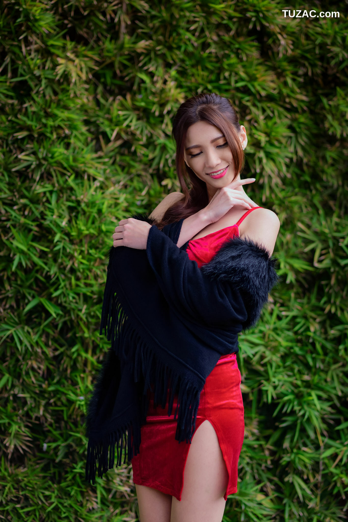 台湾正妹_ 蔡译心Candice - (三套服装） 写真集[90P]