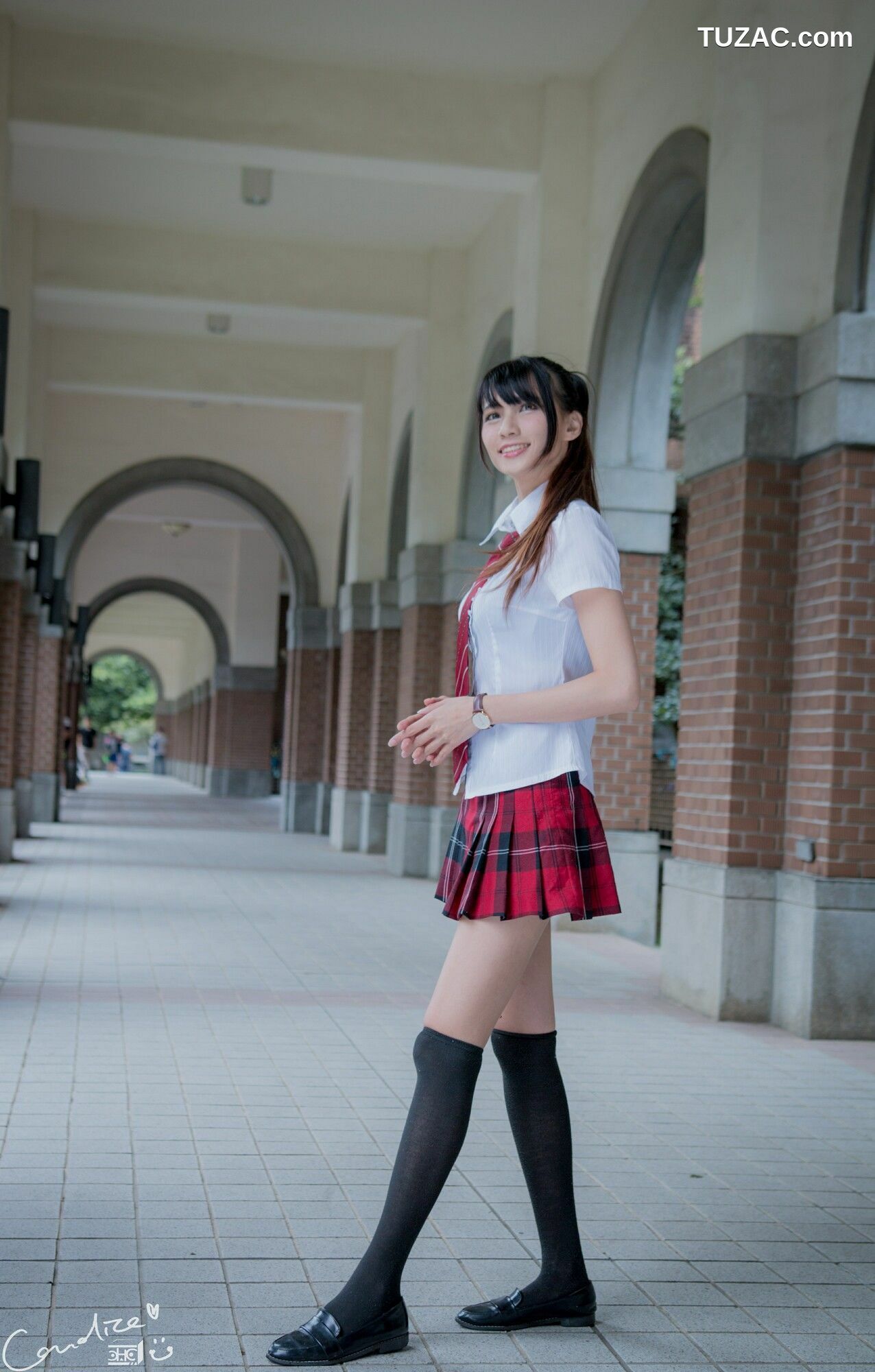 台湾正妹_ 蔡译心Candice《你的名字》 写真集[53P]