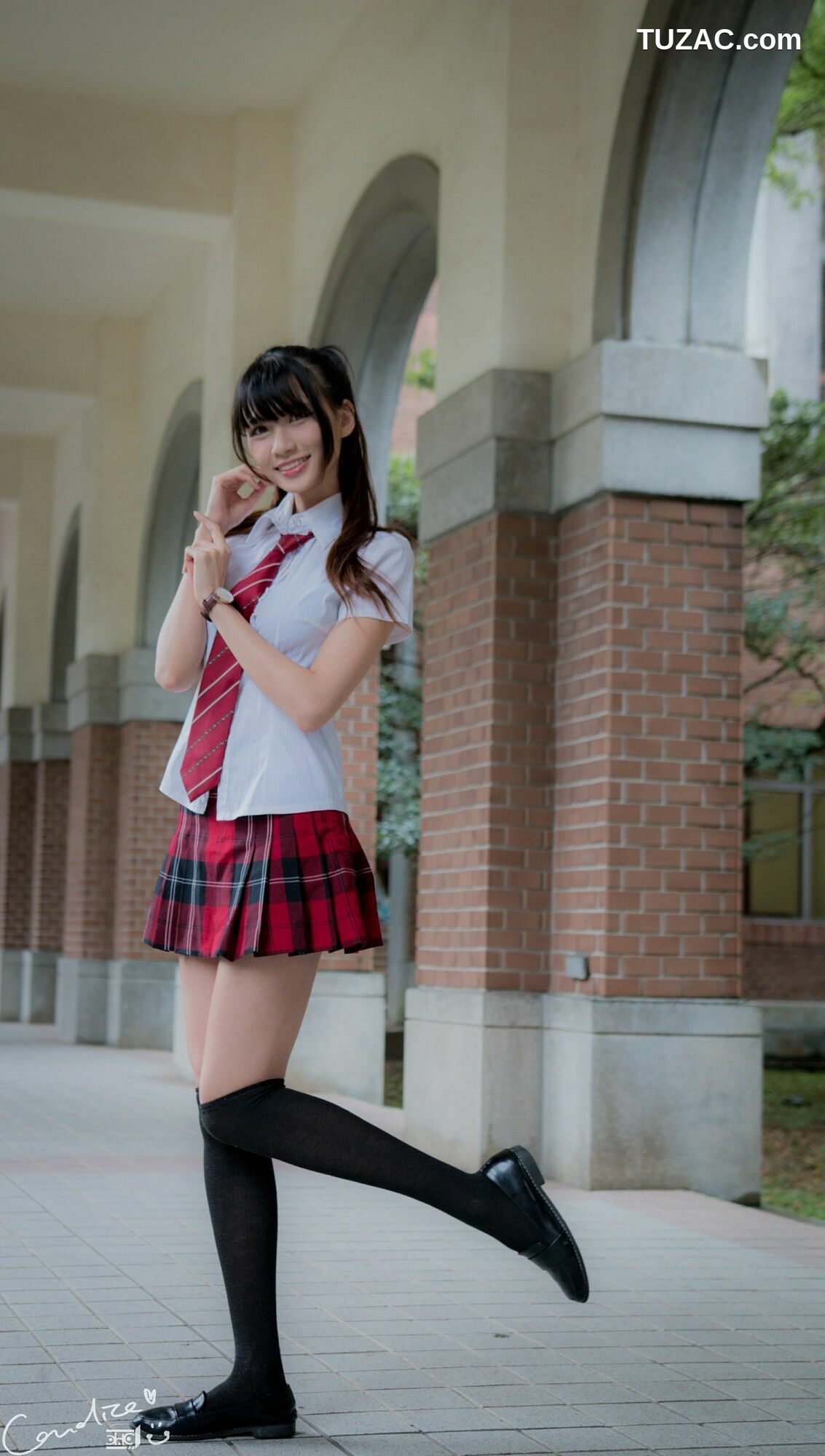 台湾正妹_ 蔡译心Candice《你的名字》 写真集[53P]