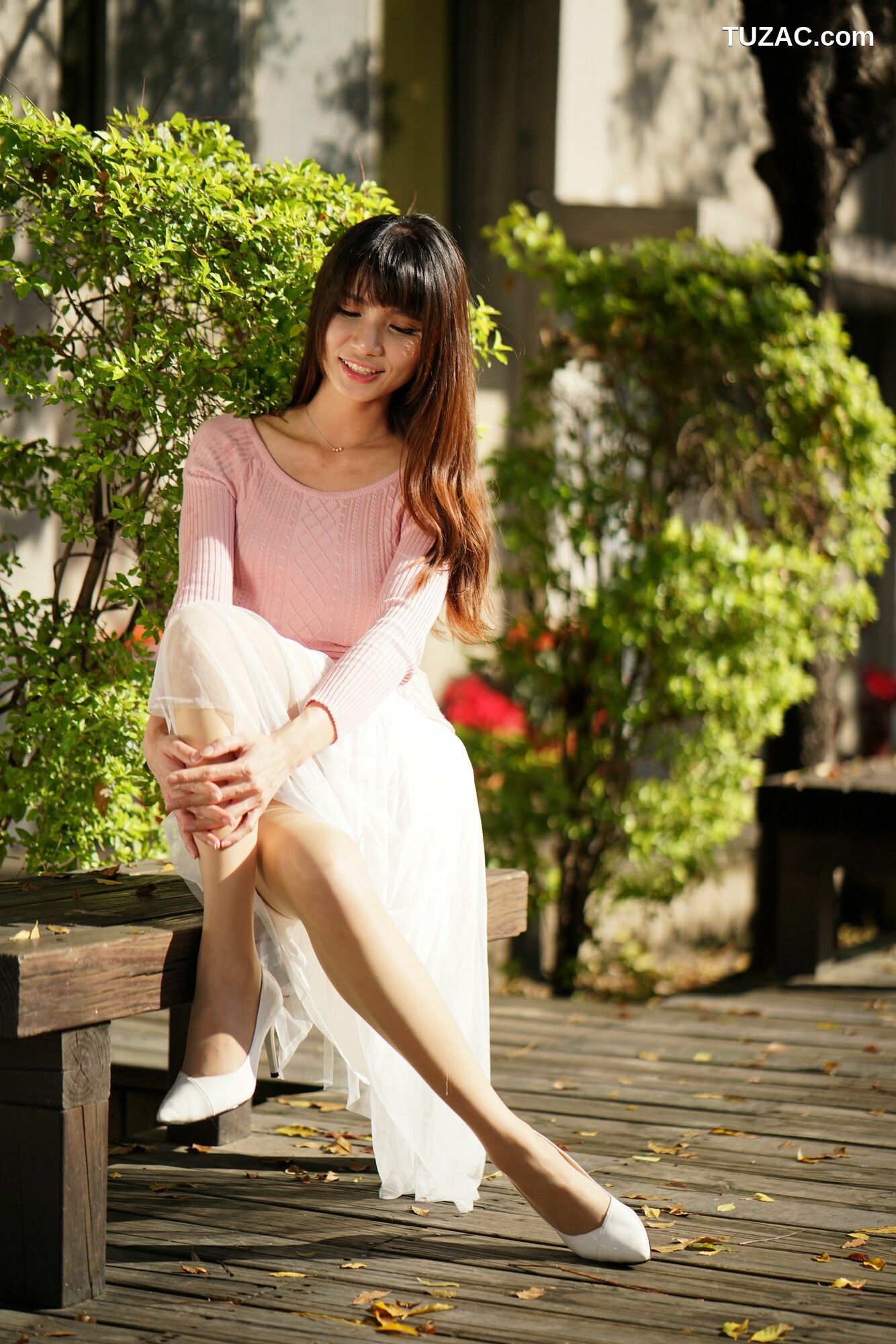 台湾正妹_ 蔡译心Candice《台中文創(两套服装）》 写真集[59P]