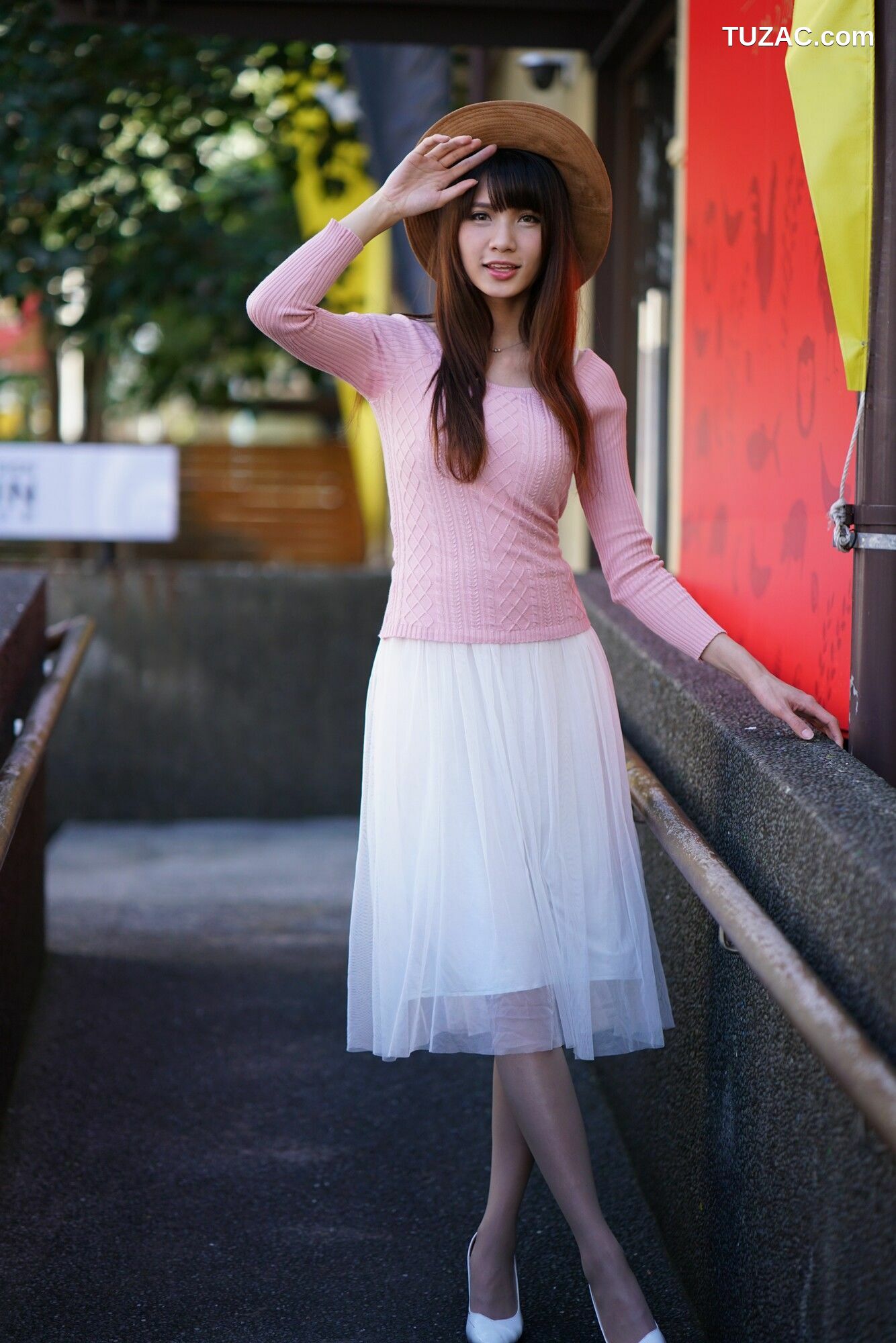 台湾正妹_ 蔡译心Candice《台中文創(两套服装）》 写真集[59P]