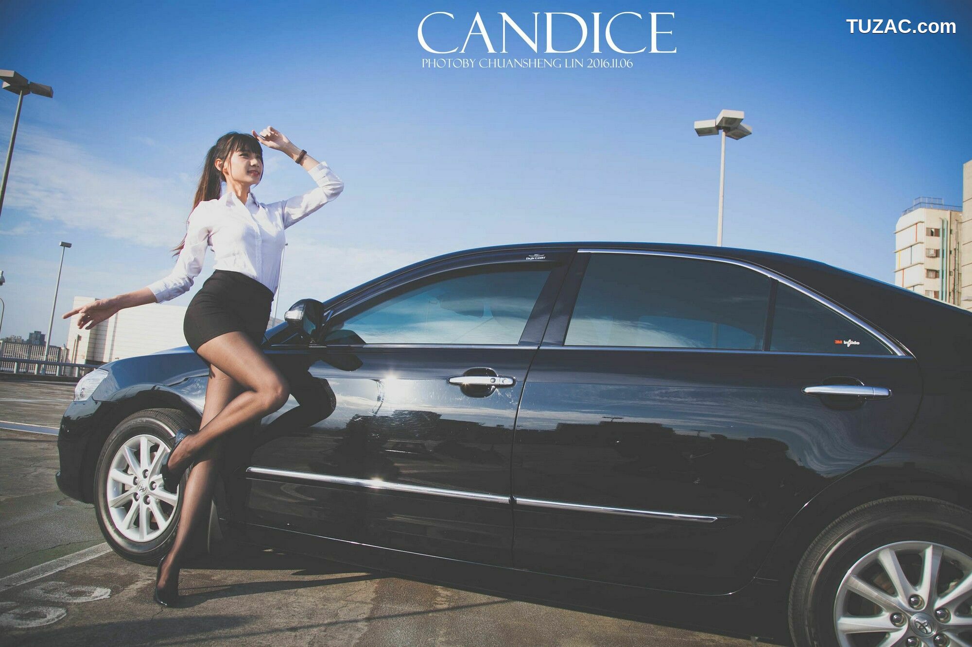 台湾正妹_ 蔡译心Candice《车外拍》 写真集[89P]