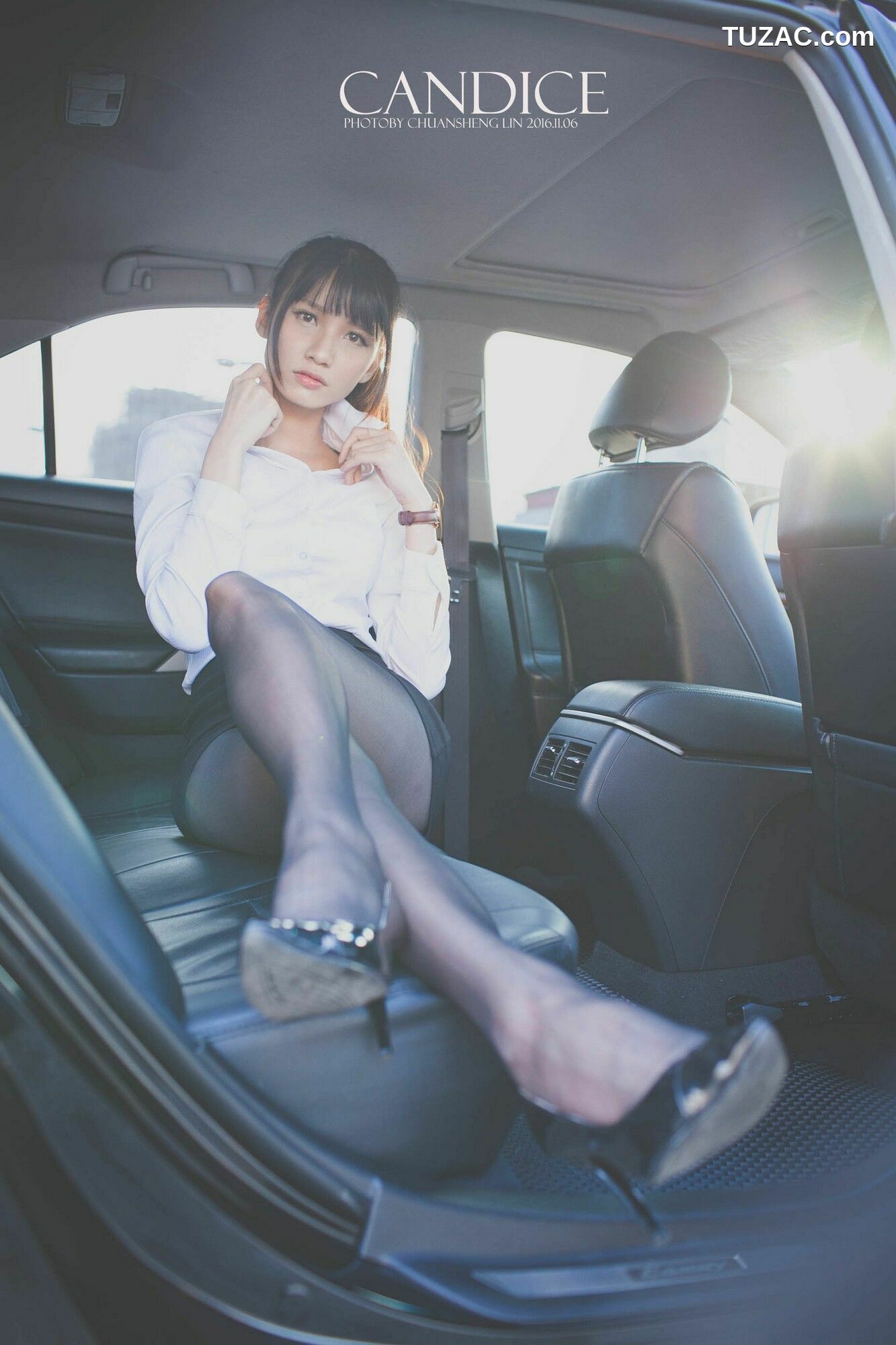 台湾正妹_ 蔡译心Candice《车外拍》 写真集[89P]