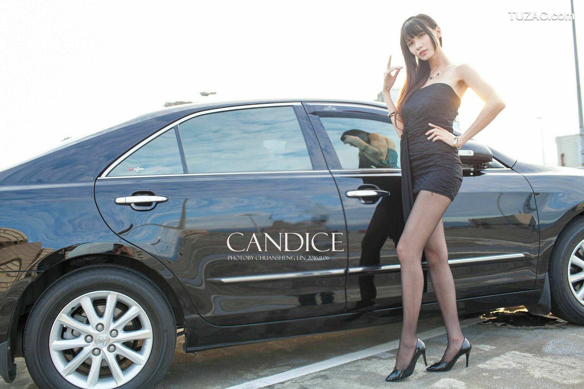 台湾正妹_ 蔡译心Candice《车外拍》 写真集[89P]