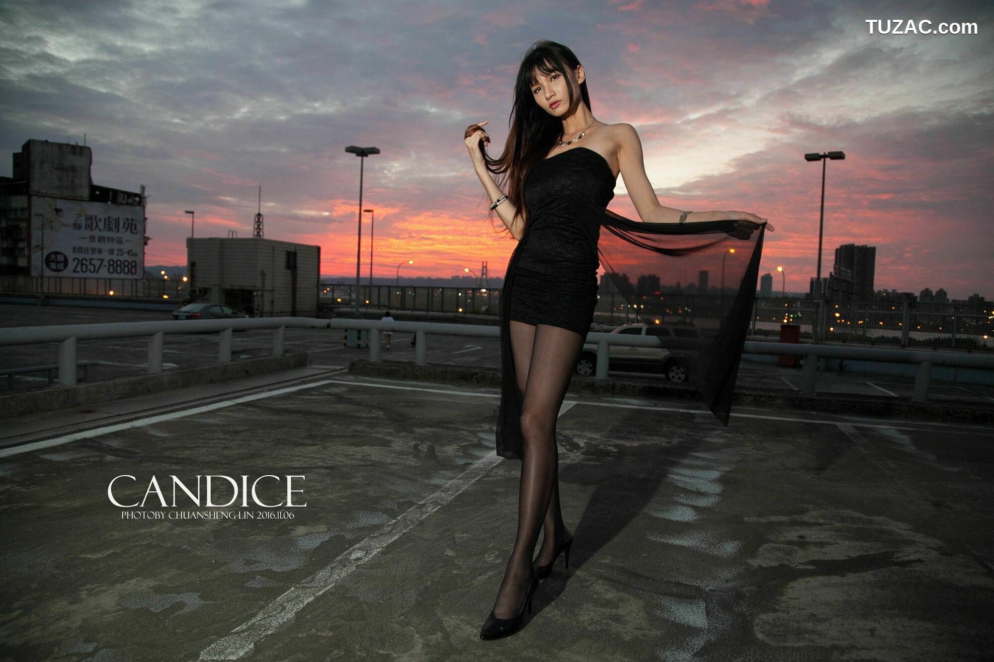 台湾正妹_ 蔡译心Candice《车外拍》 写真集[89P]