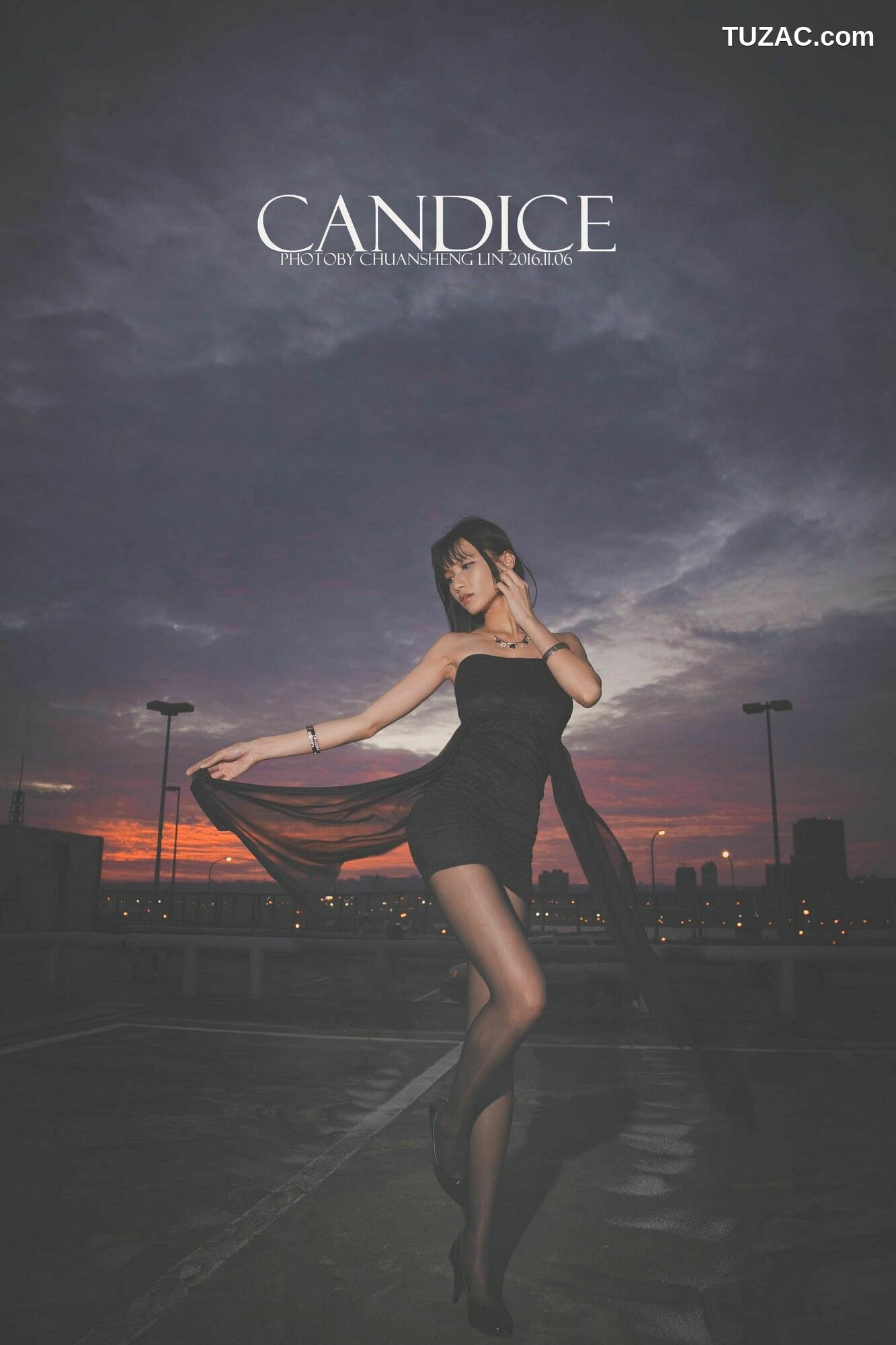 台湾正妹_ 蔡译心Candice《车外拍》 写真集[89P]