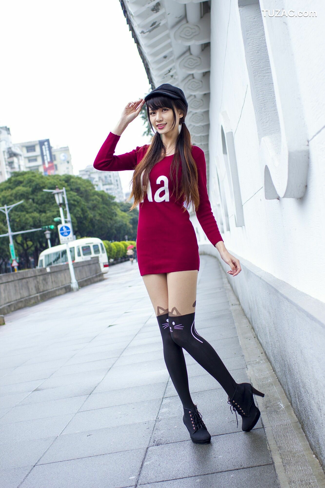 台湾正妹_ 蔡译心《中正紀念堂+富錦街時裝外拍》 写真集[55P]